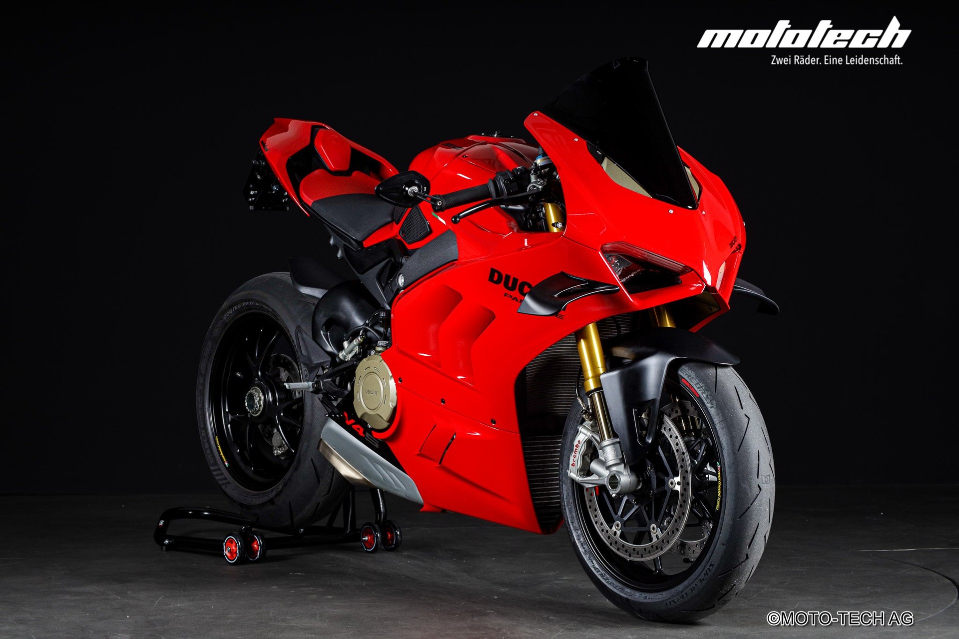 DUCATI Panigale V4 S