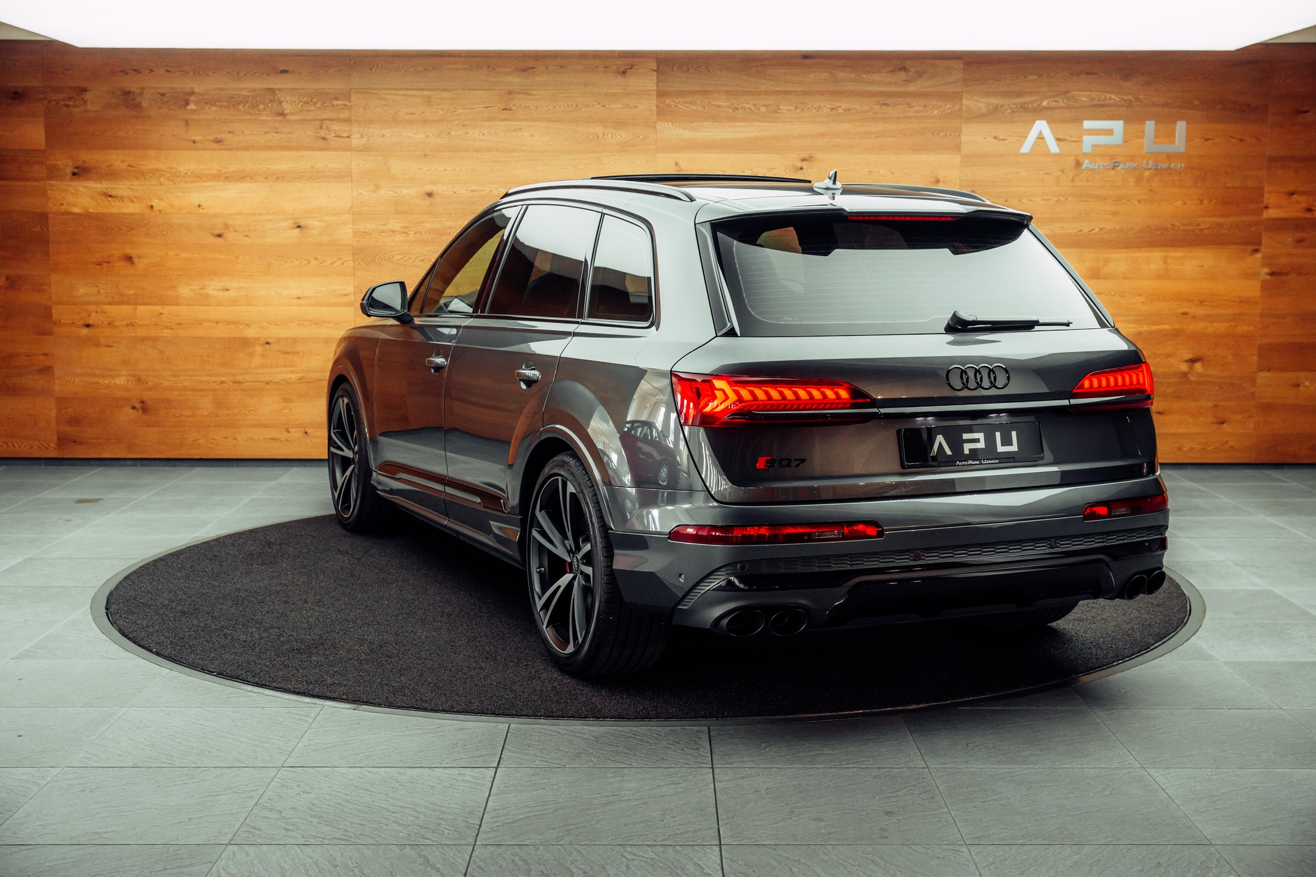 AUDI SQ7 TFSI quattro tiptronic Daytonagrau-image-2