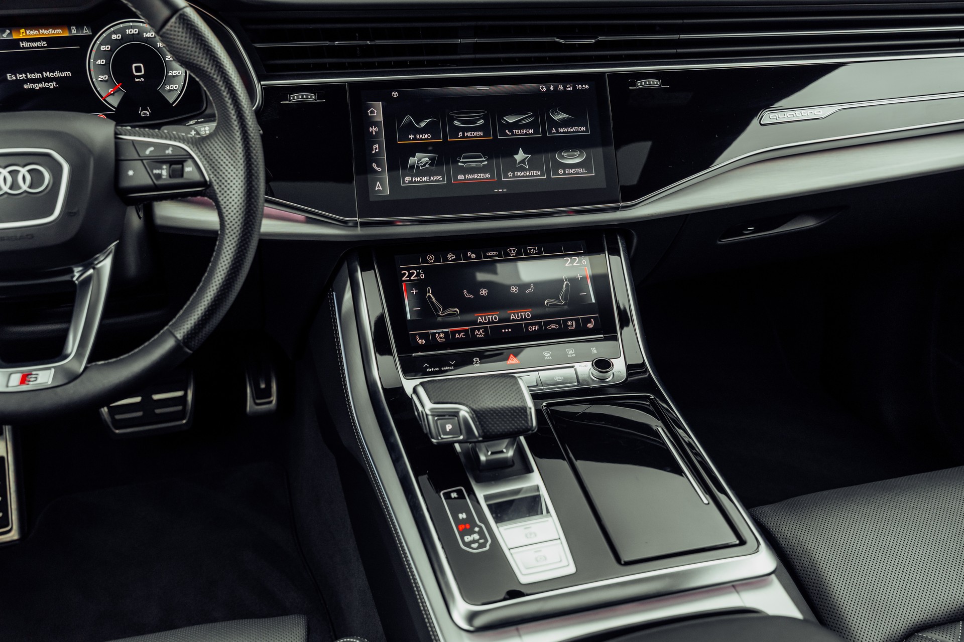 AUDI SQ7 TFSI quattro tiptronic Daytonagrau-image-17