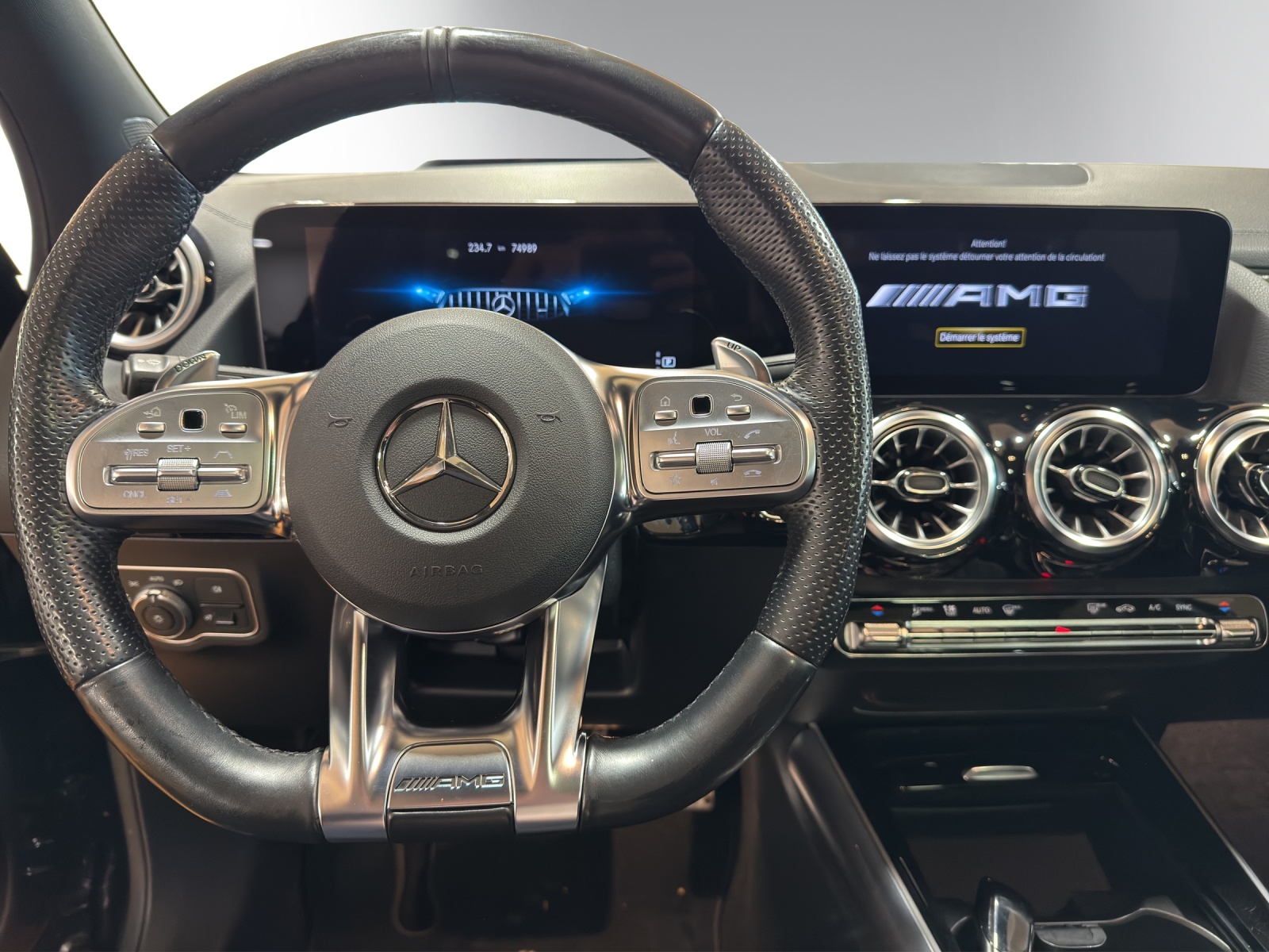 MERCEDES-BENZ GLA 35 AMG 4Matic 8G-Speedshift DCT-image-11