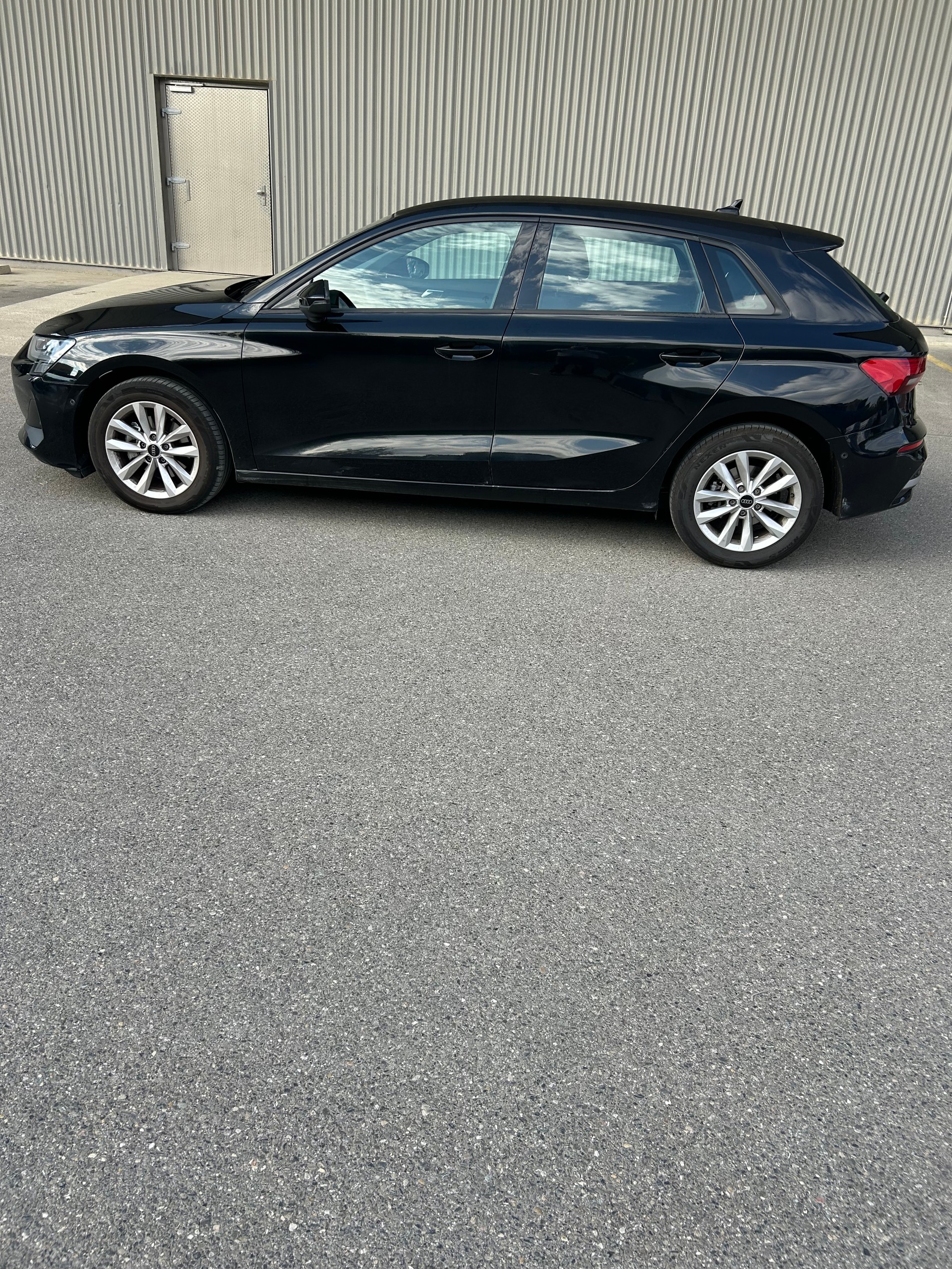 AUDI 1.5 35 TFSI S-Tronic-image-0