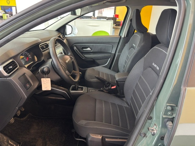 DACIA Duster TCe 150 Journey 4x4-image-11