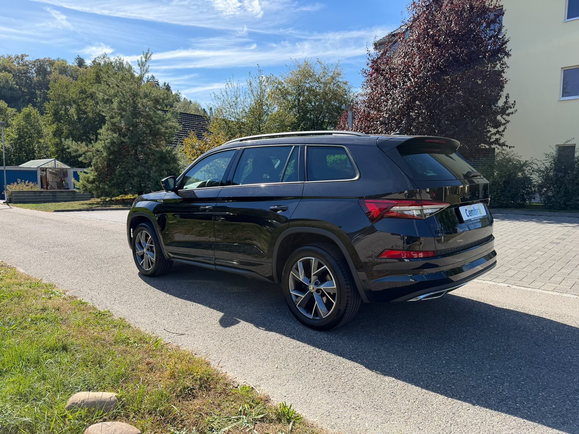 SKODA Kodiaq 2.0 TDI CR SportLine 4x4 DSG-image-1