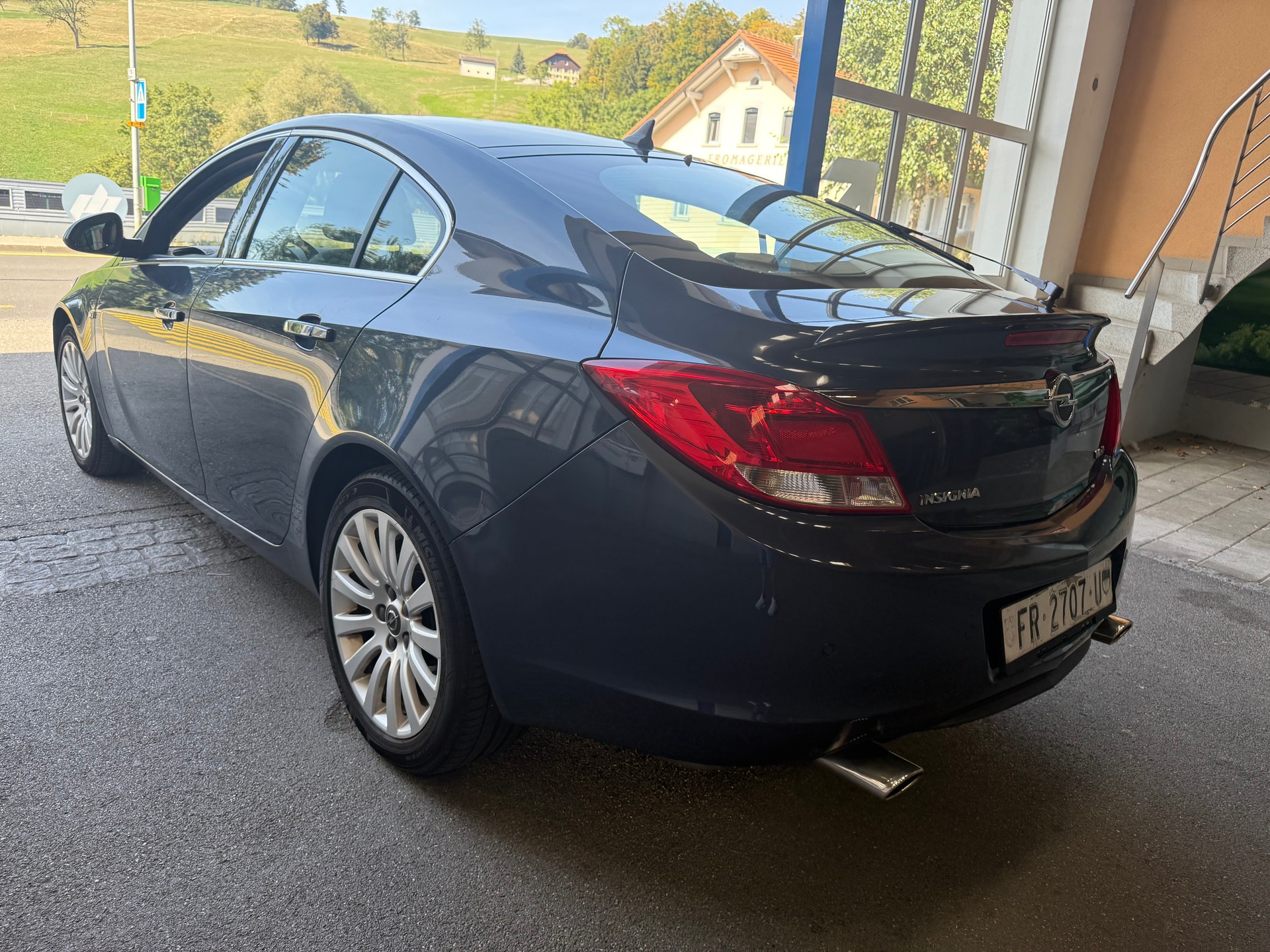 OPEL Insignia 2.8 Turbo Cosmo 4WD Automatic-image-4