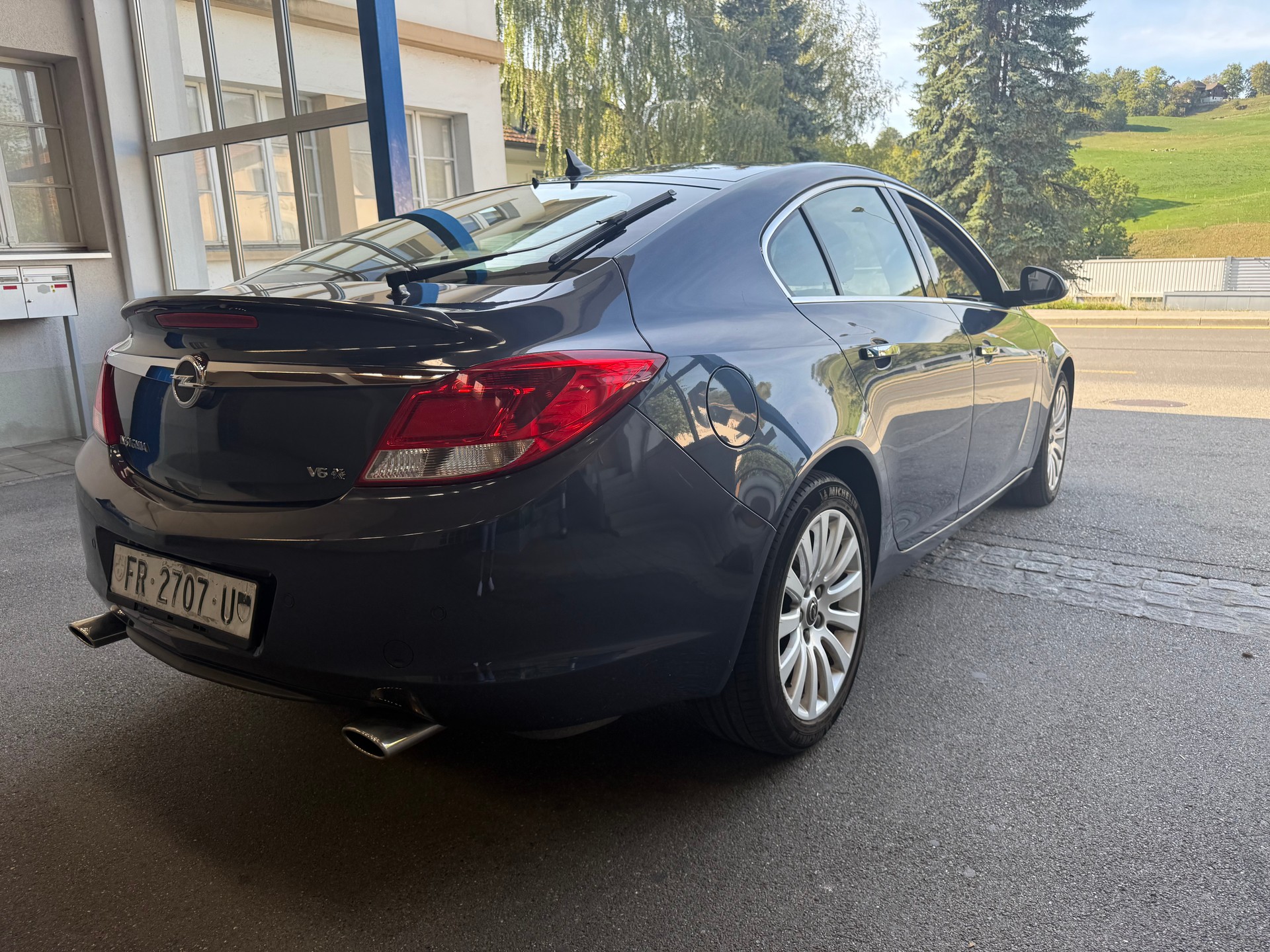 OPEL Insignia 2.8 Turbo Cosmo 4WD Automatic-image-2