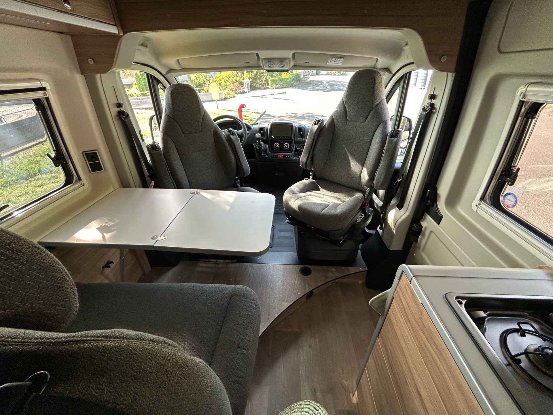 HYMER Grand Canyon CrossOver-image-13