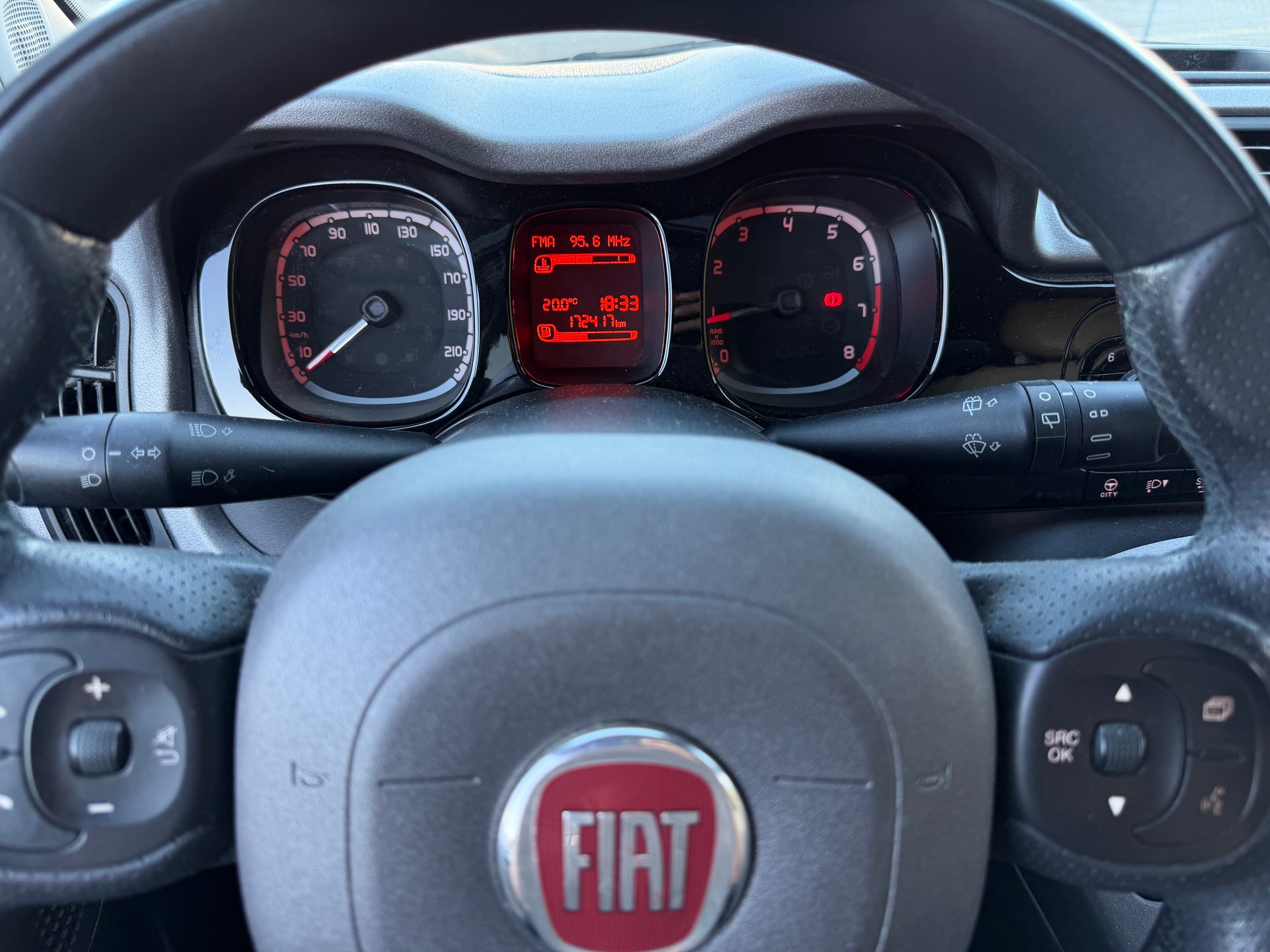 FIAT Panda 0.9 Twinair Turbo Antartica 4x4-image-8
