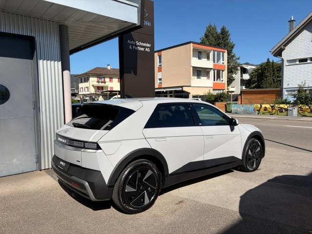 HYUNDAI Ioniq 5 Amplia 84kWh 4WD-image-2