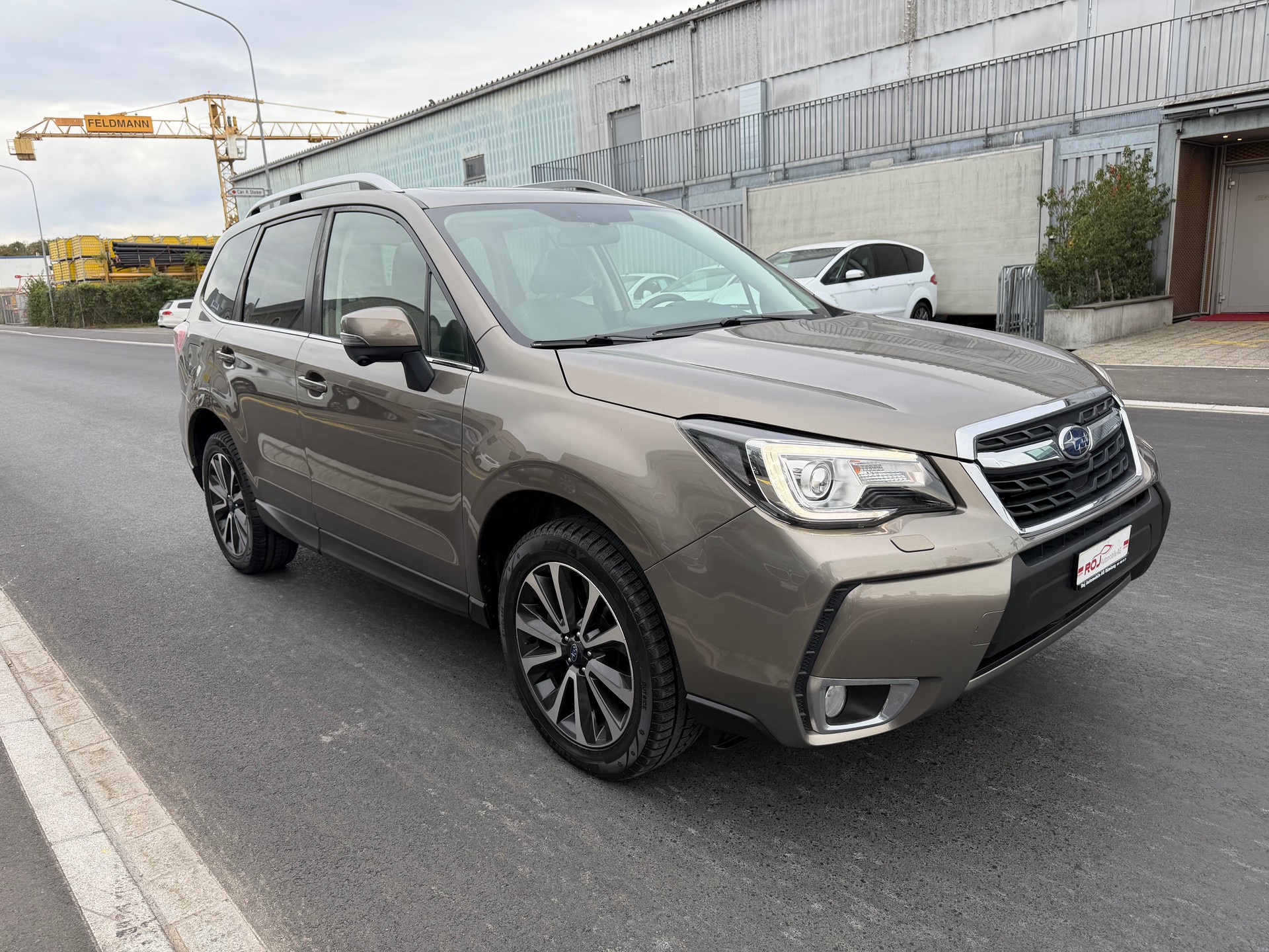SUBARU Forester 2.0XT Luxury Lineartronic-image-3
