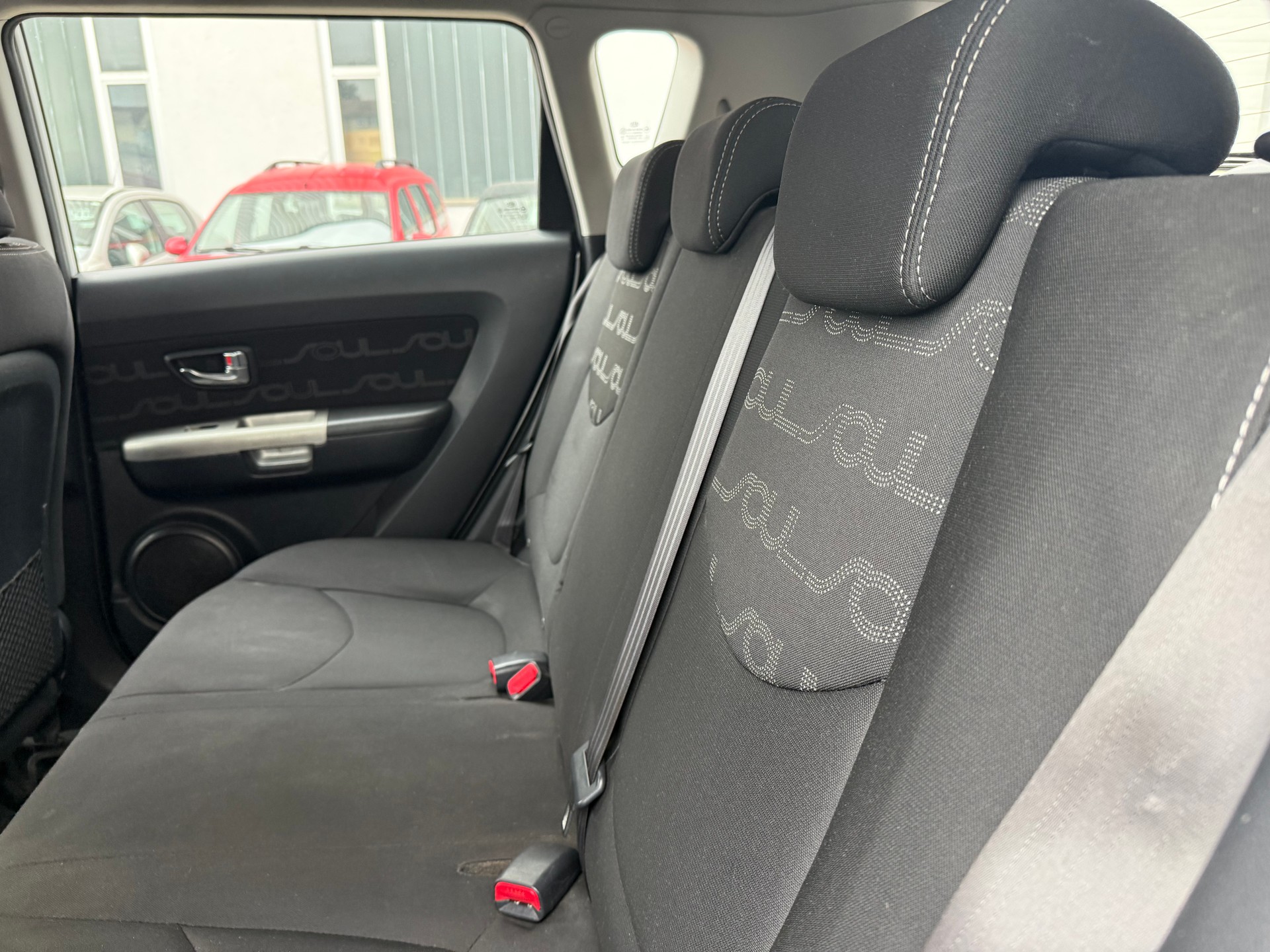 KIA Soul 1.6 GDI Trend Automatic-image-9