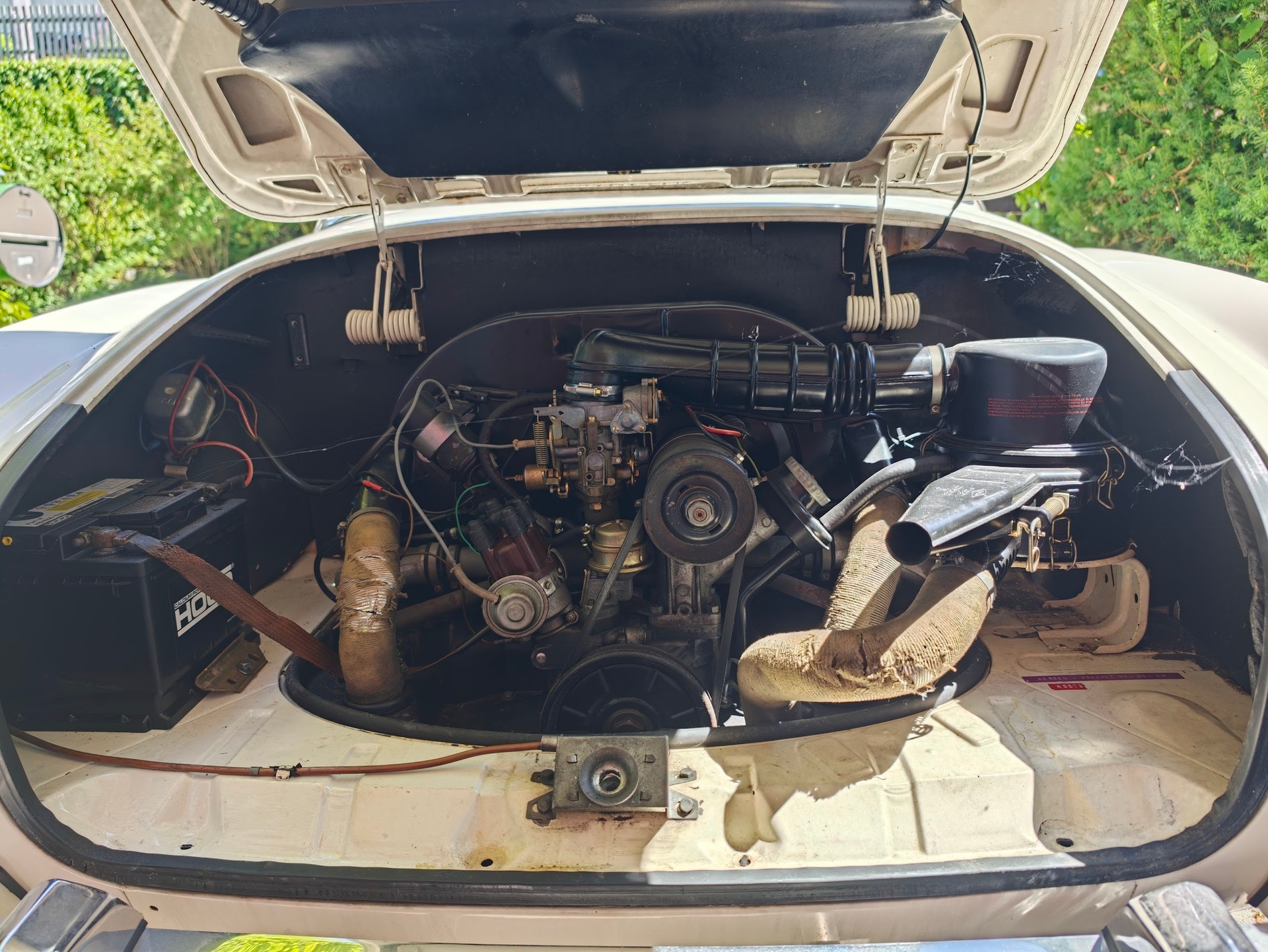 VW KARMANN-GHIA-image-3