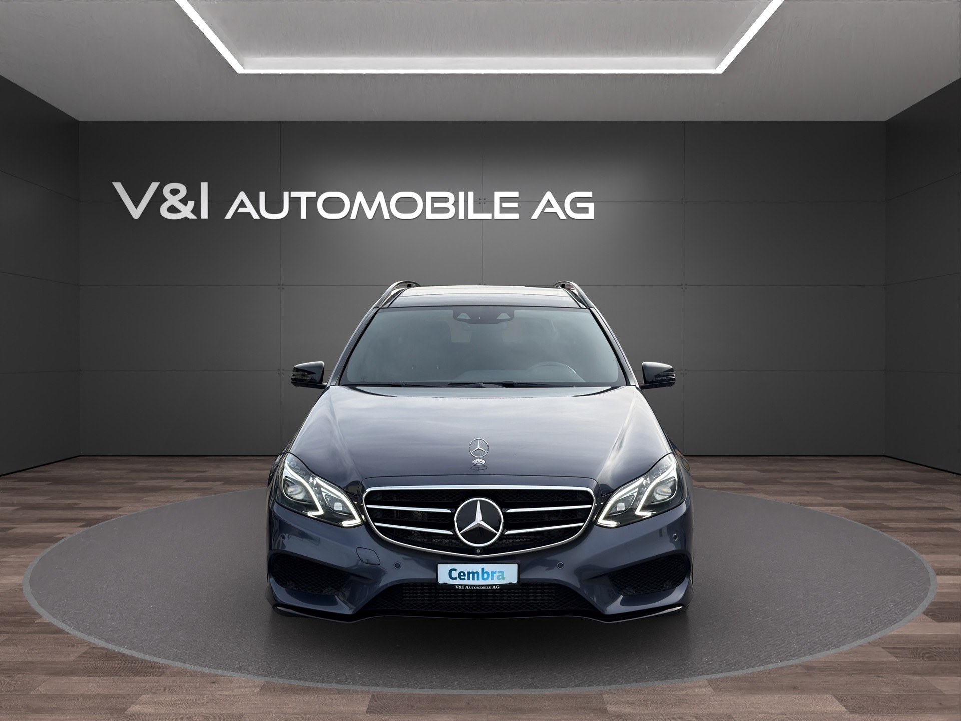 MERCEDES-BENZ E 350 BlueTEC Avantgarde 4Matic 7G-Tronic-image-2