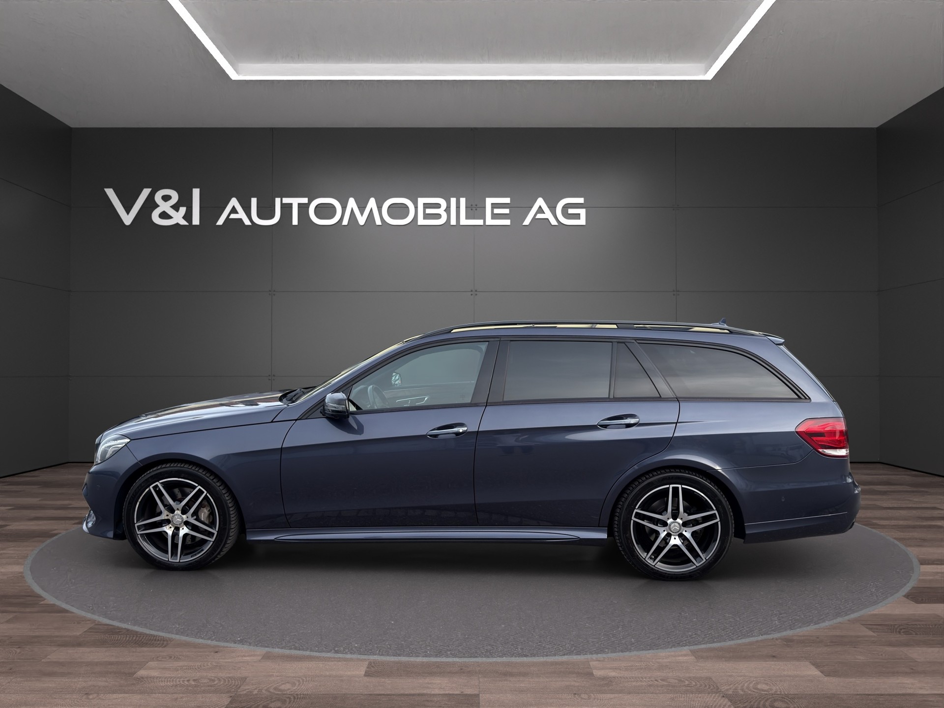 MERCEDES-BENZ E 350 BlueTEC Avantgarde 4Matic 7G-Tronic-image-6