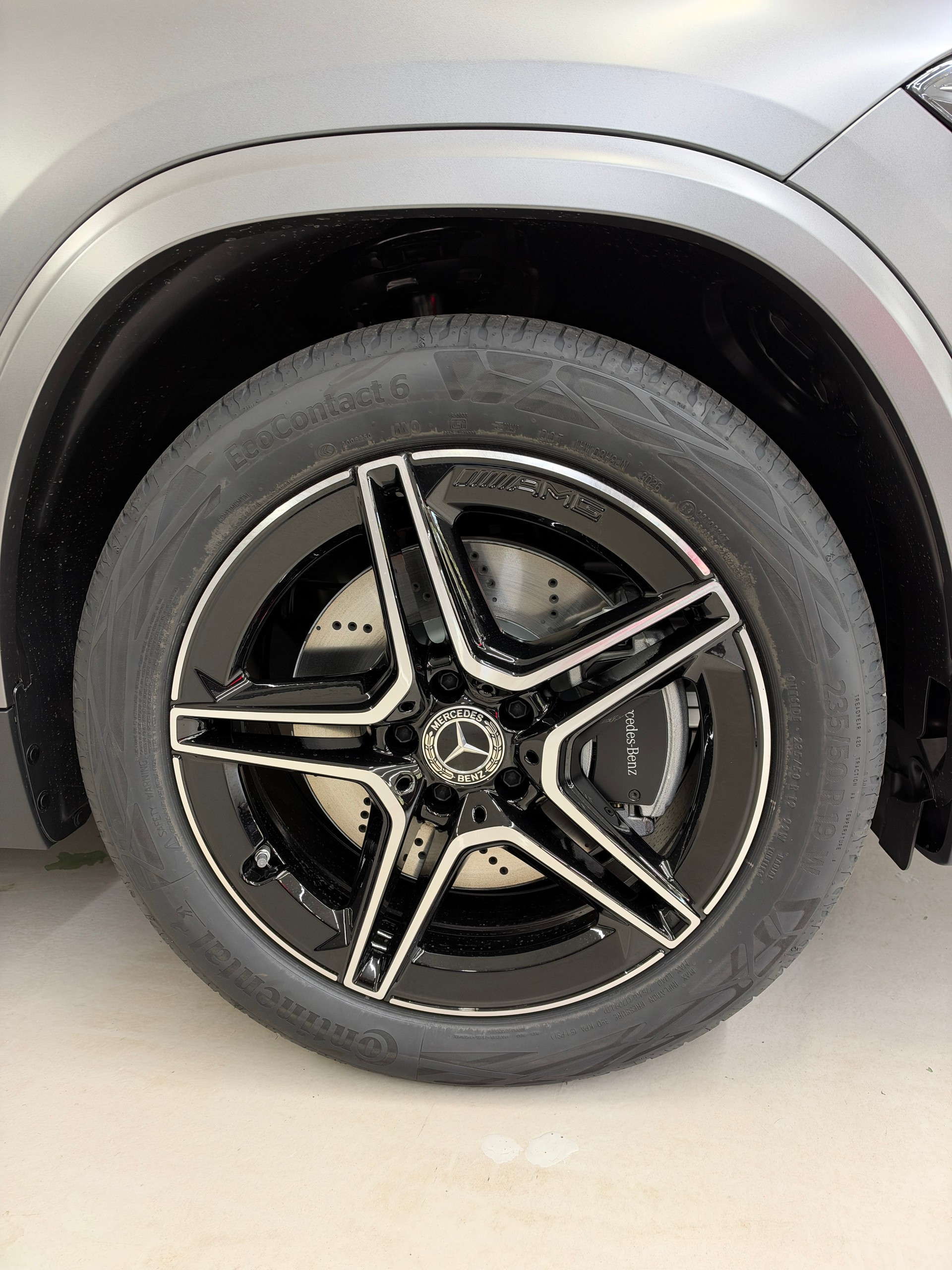 MERCEDES-BENZ GLA 250 4Matic Swiss Star-image-4