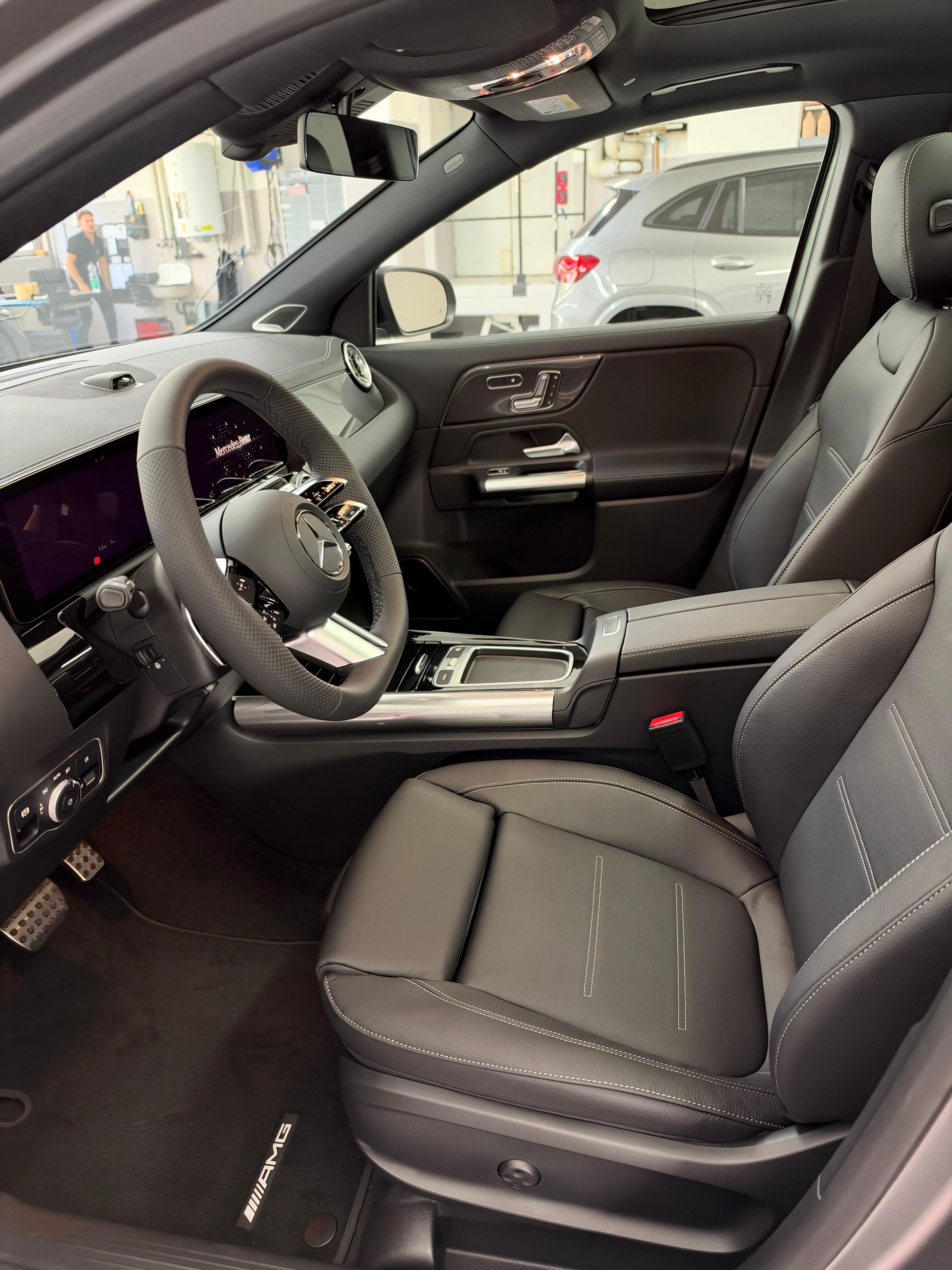 MERCEDES-BENZ GLA 250 4Matic Swiss Star-image-7