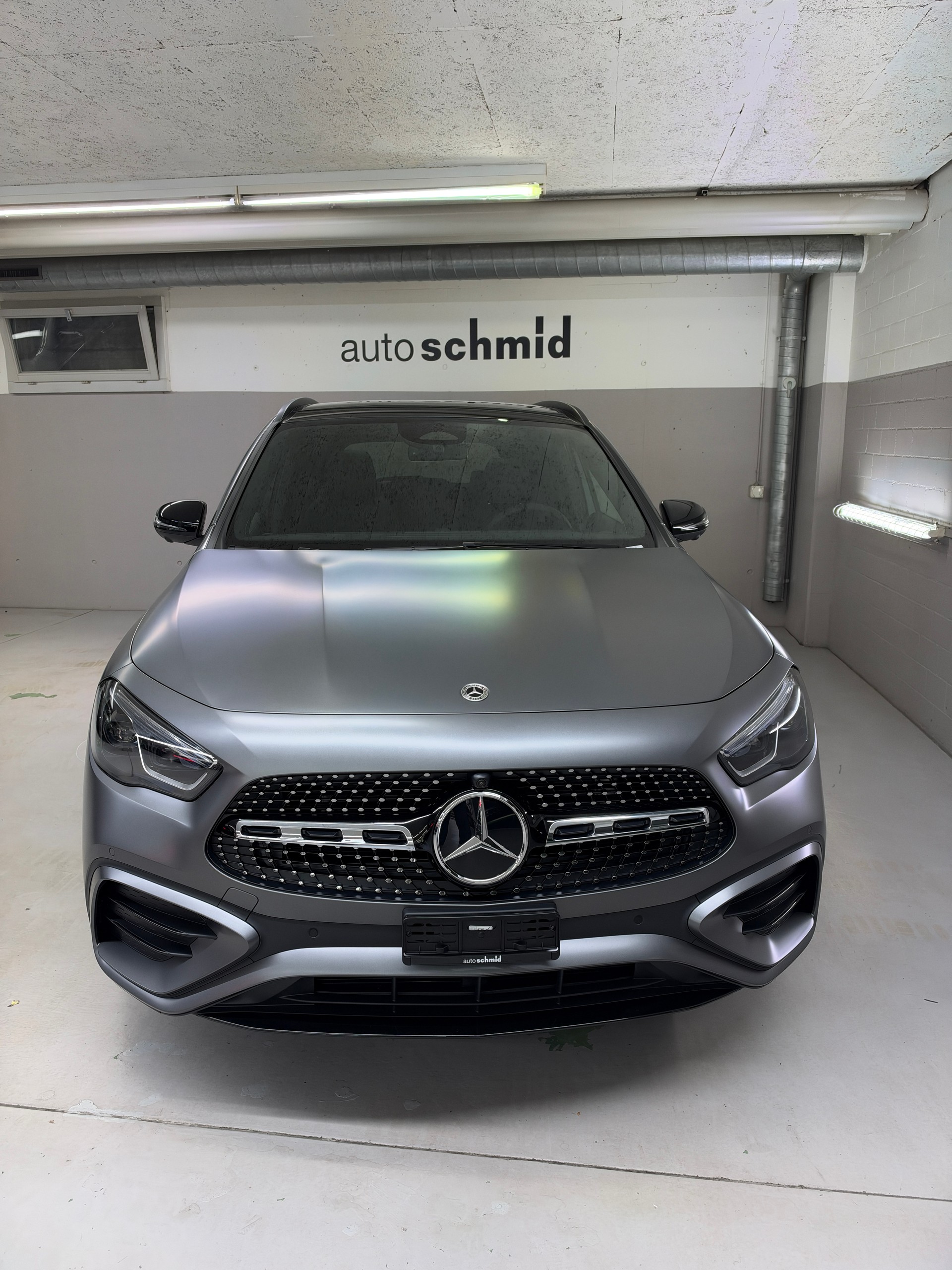 MERCEDES-BENZ GLA 250 4Matic Swiss Star-image-2