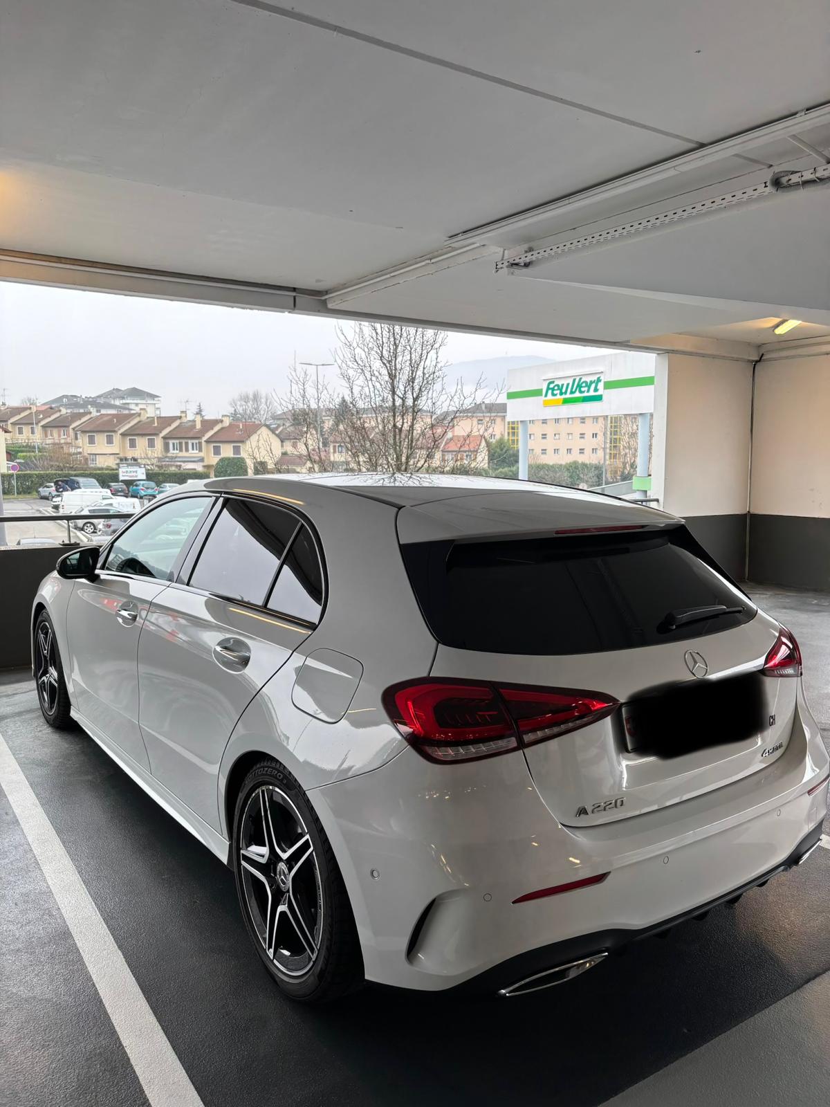 MERCEDES-BENZ A 220 AMG Line 4m-image-7