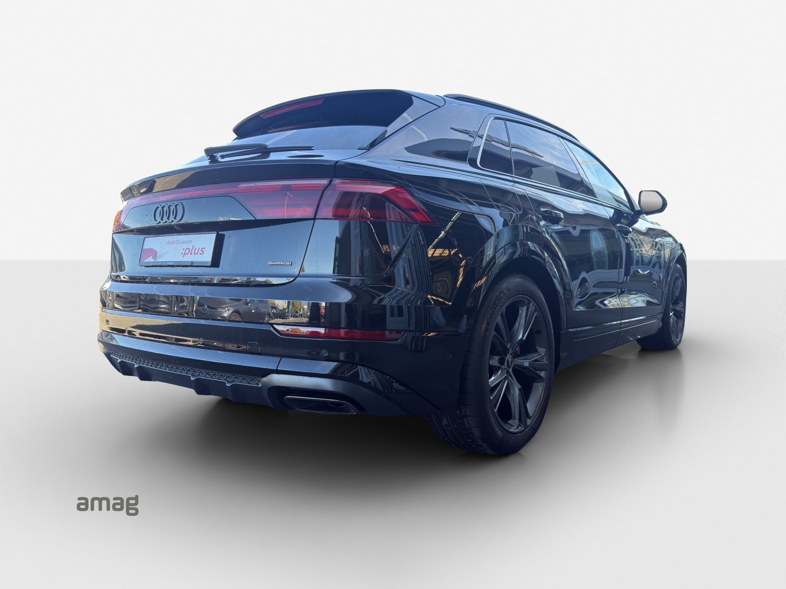 AUDI Q8 55 TFSI e quattro PHEV tiptronic-image-5