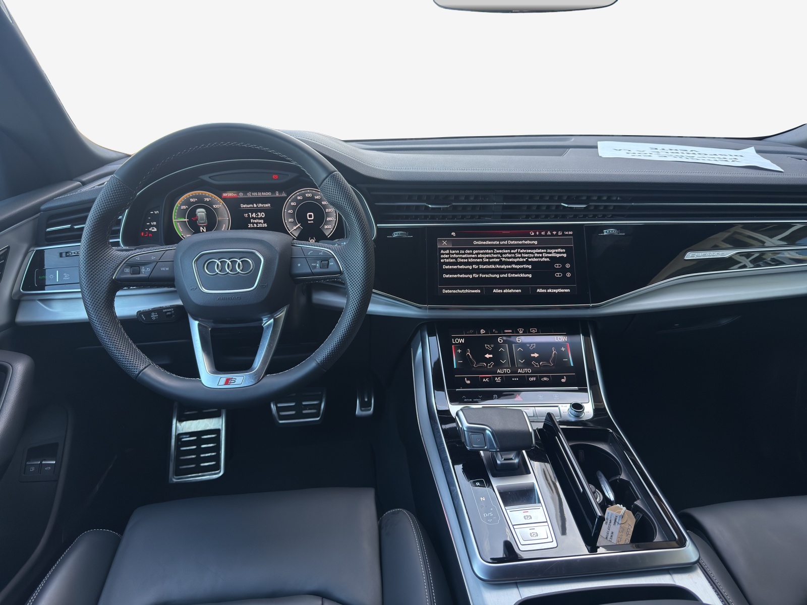 AUDI Q8 55 TFSI e quattro PHEV tiptronic-image-9