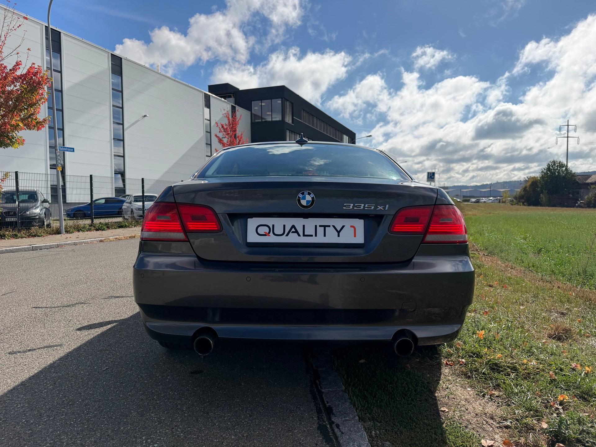 BMW 335i xDrive Coupé-image-11