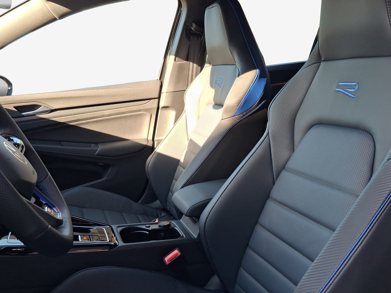 VW Golf 2.0 TSI R DSG 4 Motion-image-7