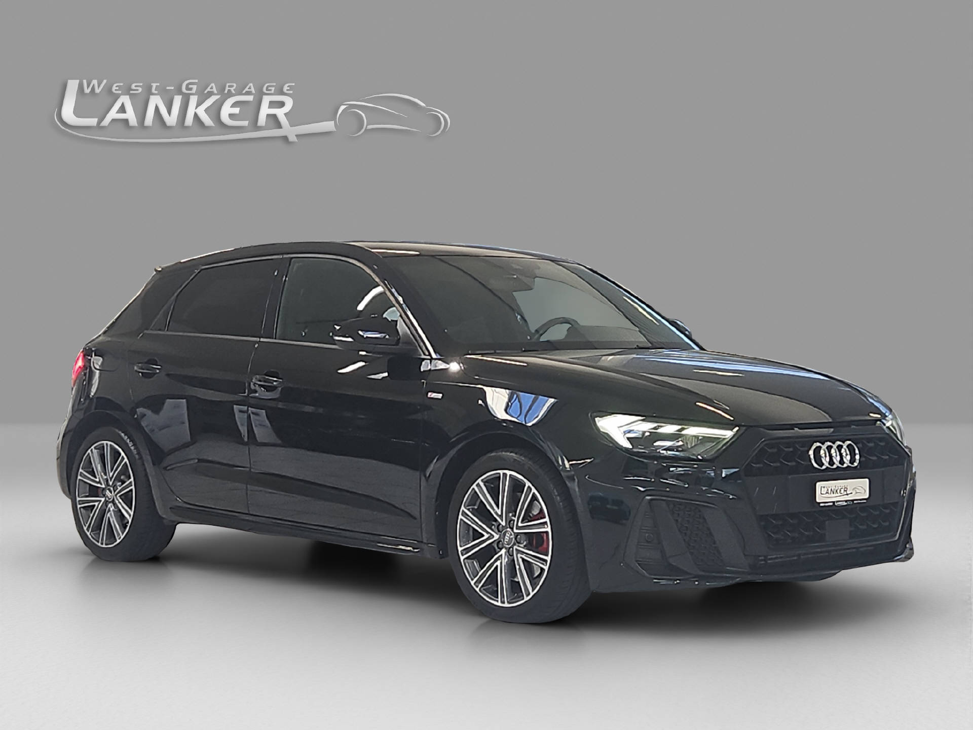 AUDI A1 Sportback 2.0 40 TFSI S Line S-Tronic-showroom-element-1