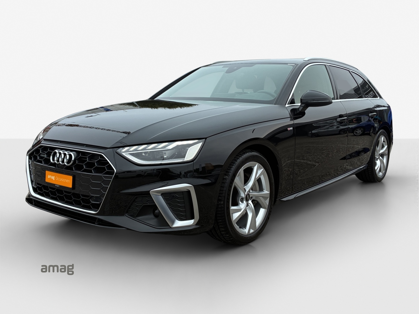 AUDI A4 Avant 40 TDI S line Attraction quattro S-tronic