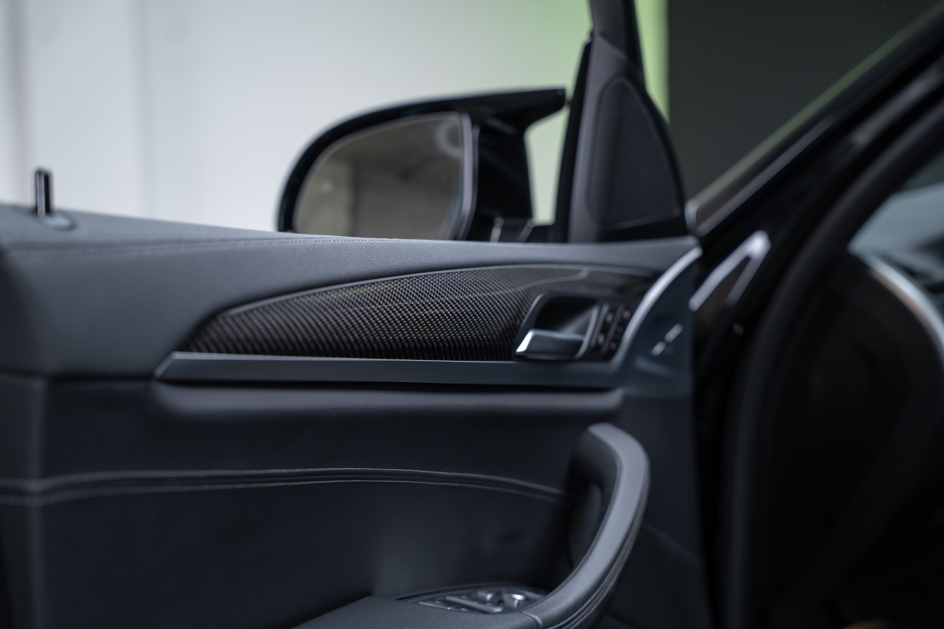 BMW X3 M40i / CH-Fahrzeug / Panorama / HedaUp / el.Sitze-image-11