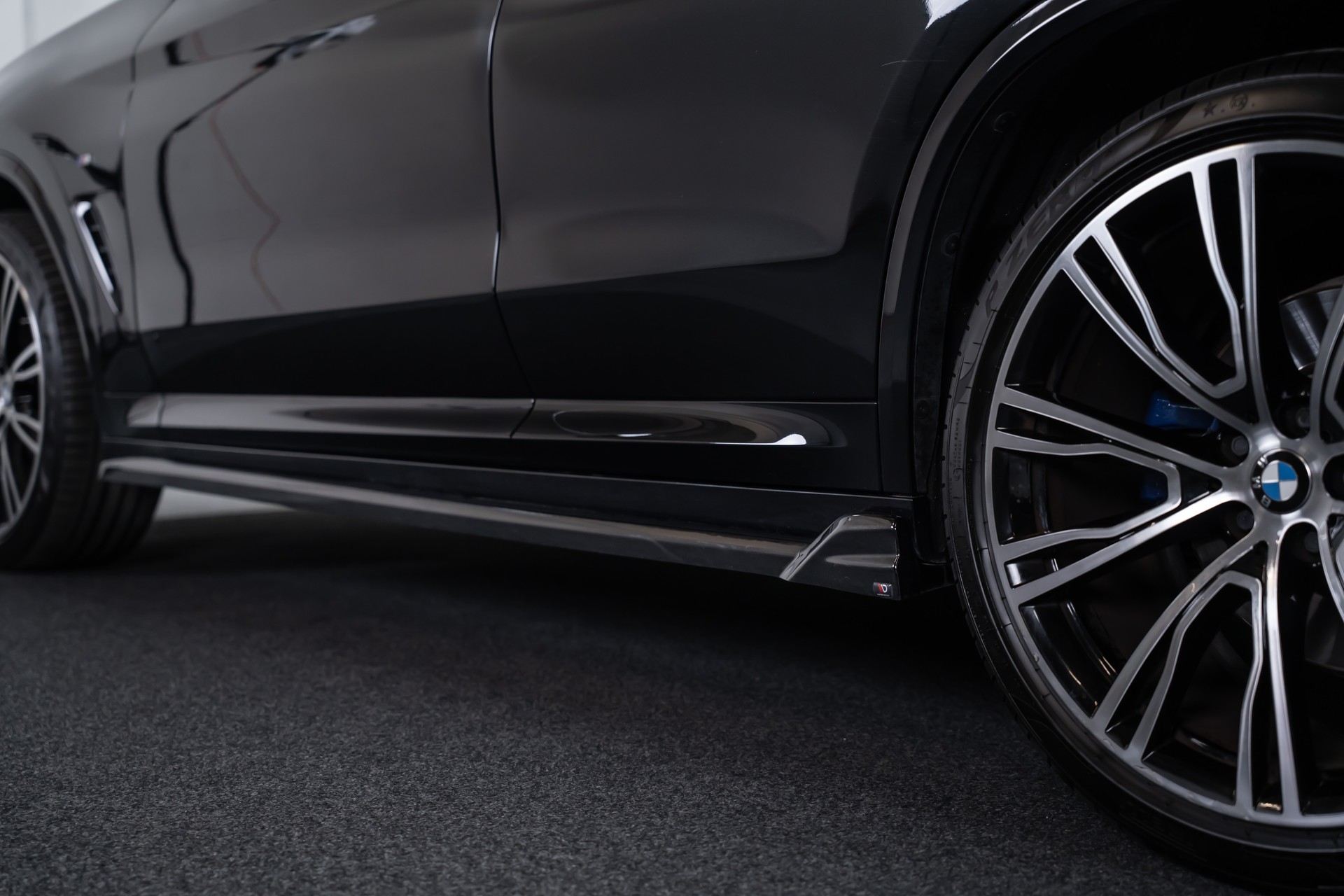 BMW X3 M40i / CH-Fahrzeug / Panorama / HedaUp / el.Sitze-image-10