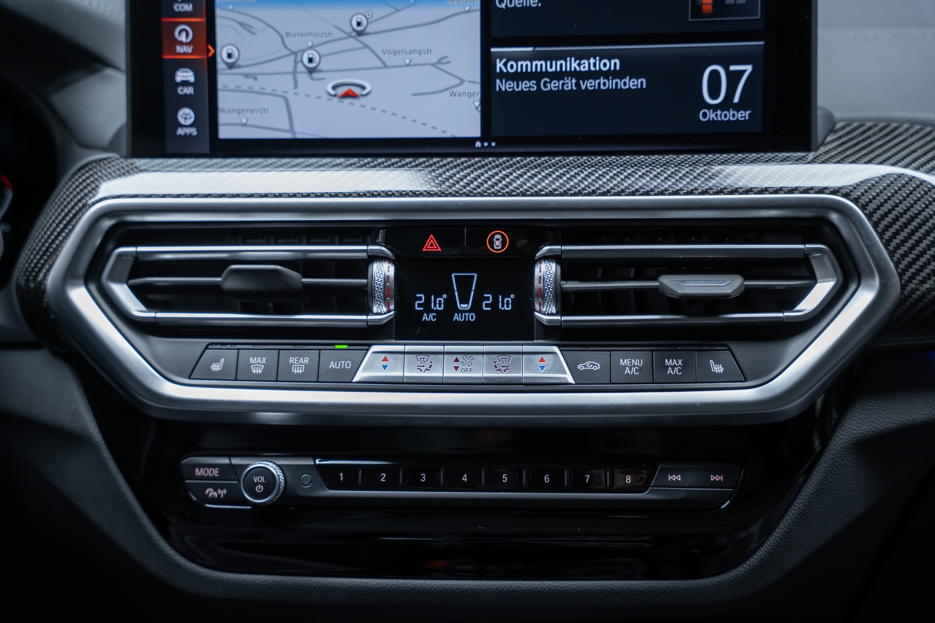 BMW X3 M40i / CH-Fahrzeug / Panorama / HedaUp / el.Sitze-image-26