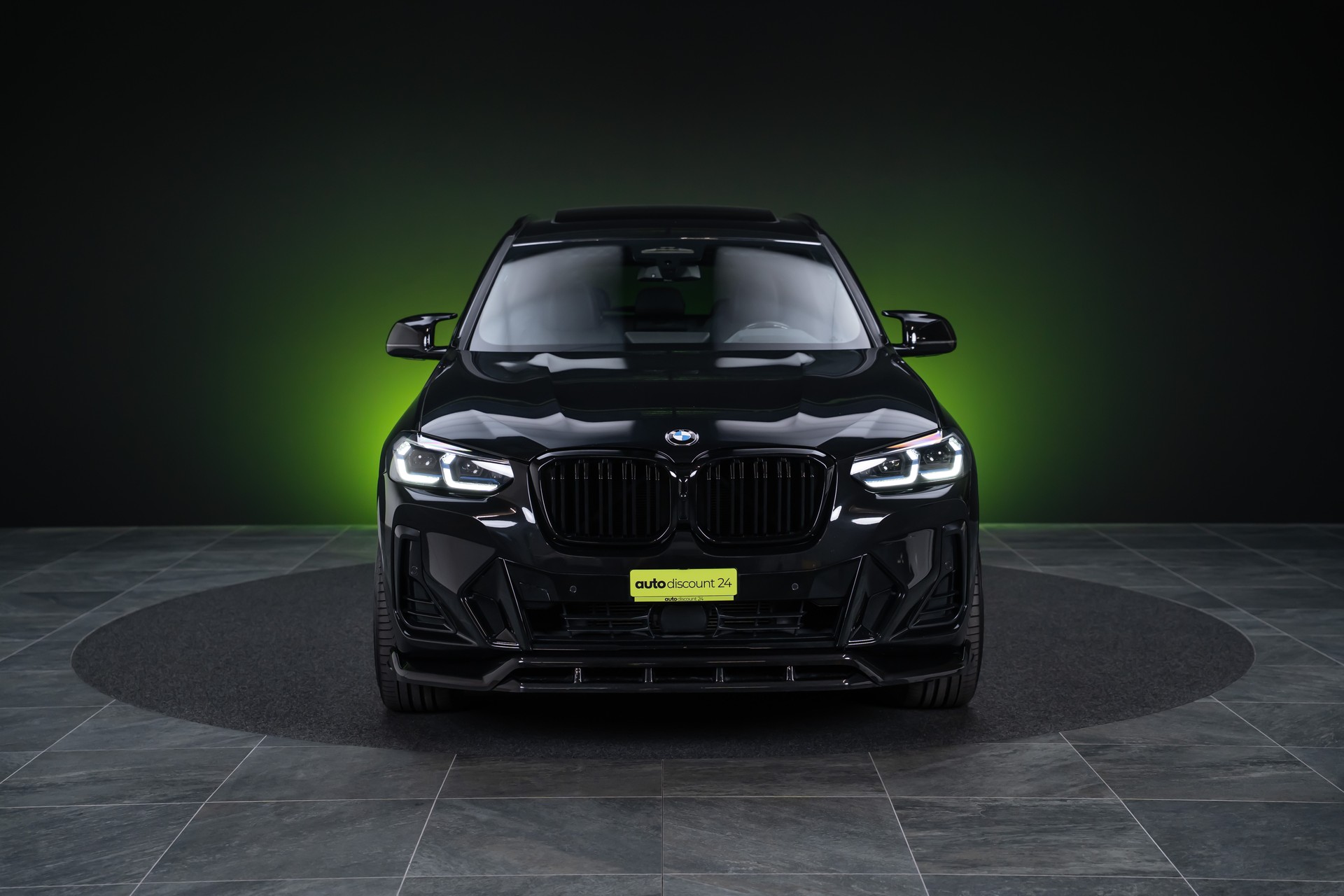 BMW X3 M40i / CH-Fahrzeug / Panorama / HedaUp / el.Sitze-image-1
