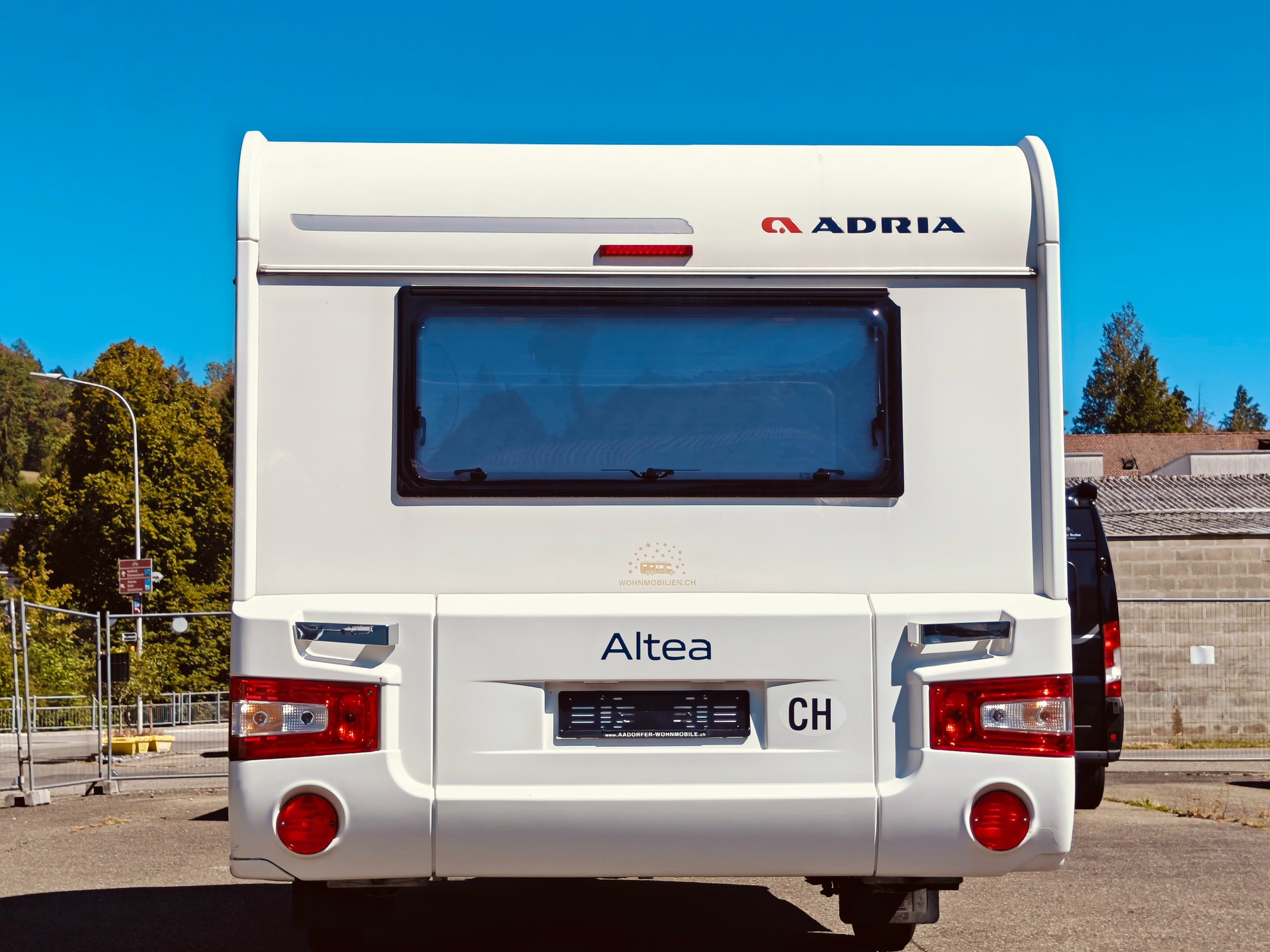 ADRIA Adria Altea 472 PU Luftvorzelt - Veloträger - WC+Dusche-image-5