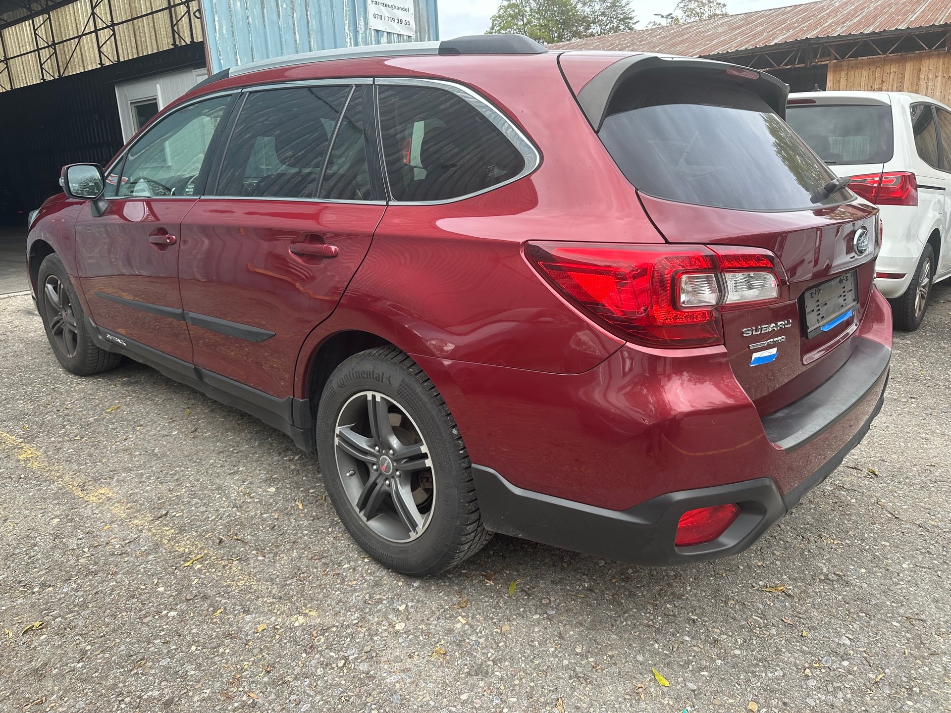 SUBARU Outback 2.0D Luxury AWD Lineartronic-image-3
