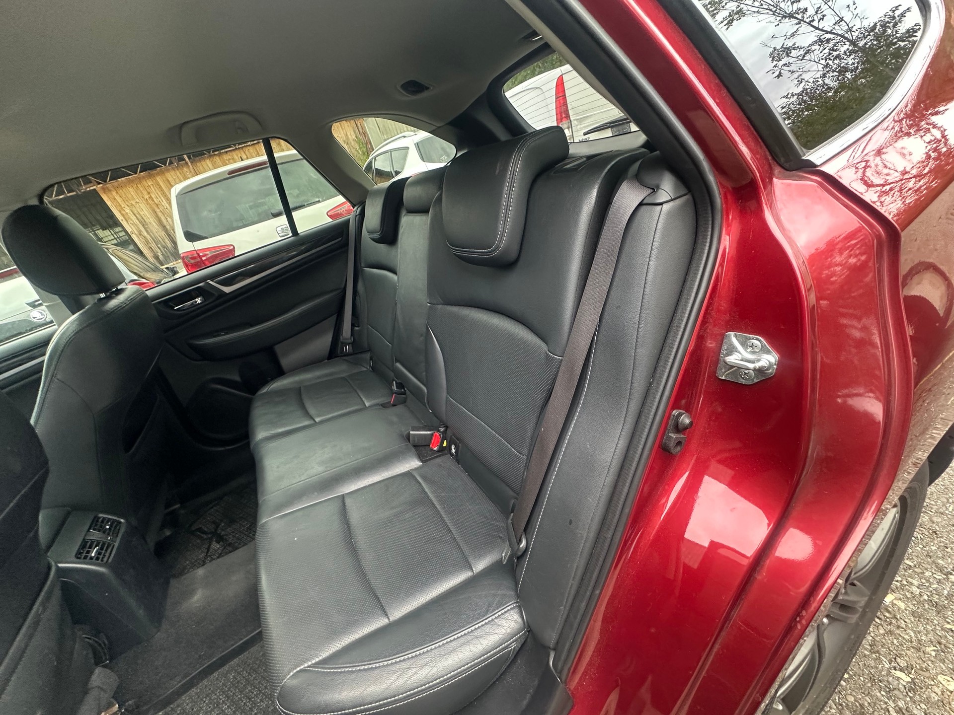SUBARU Outback 2.0D Luxury AWD Lineartronic-image-10