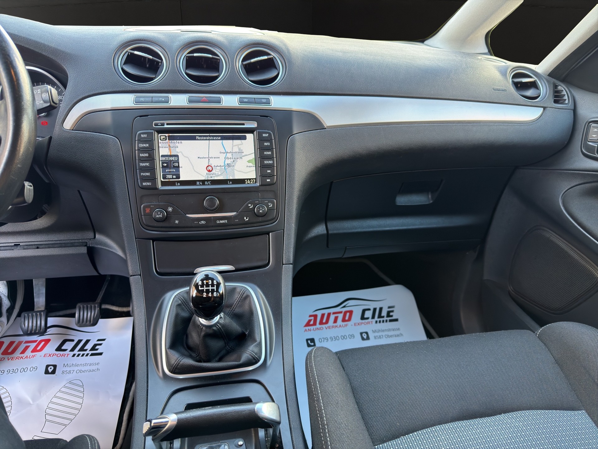 FORD S-Max 1.6 SCTi Family Edition-image-11