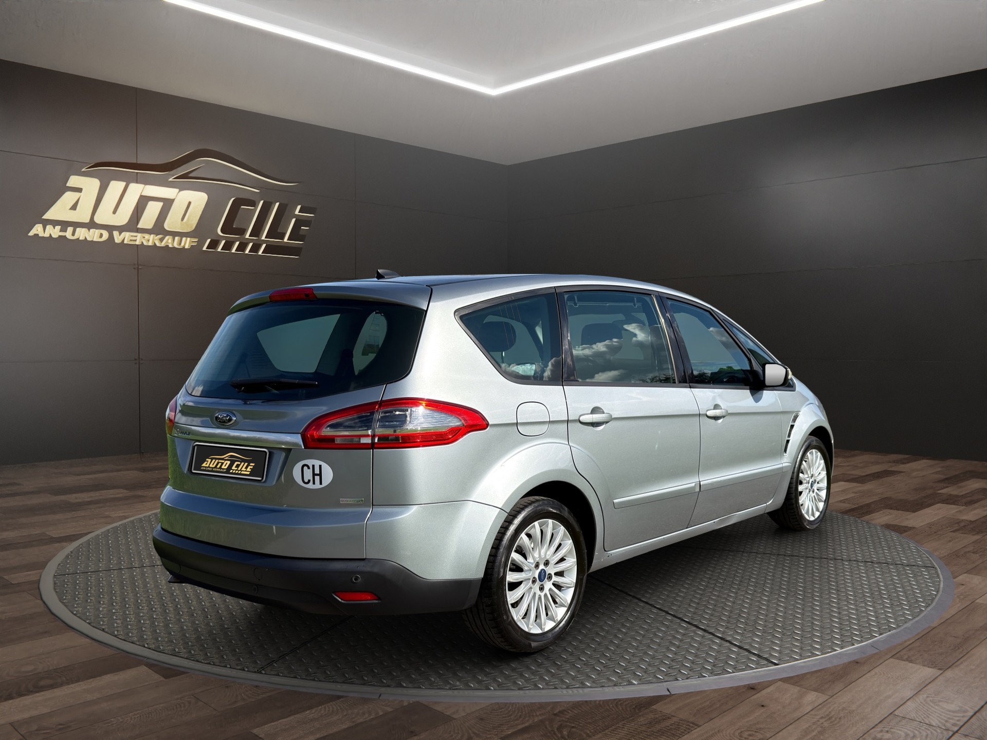 FORD S-Max 1.6 SCTi Family Edition-image-7