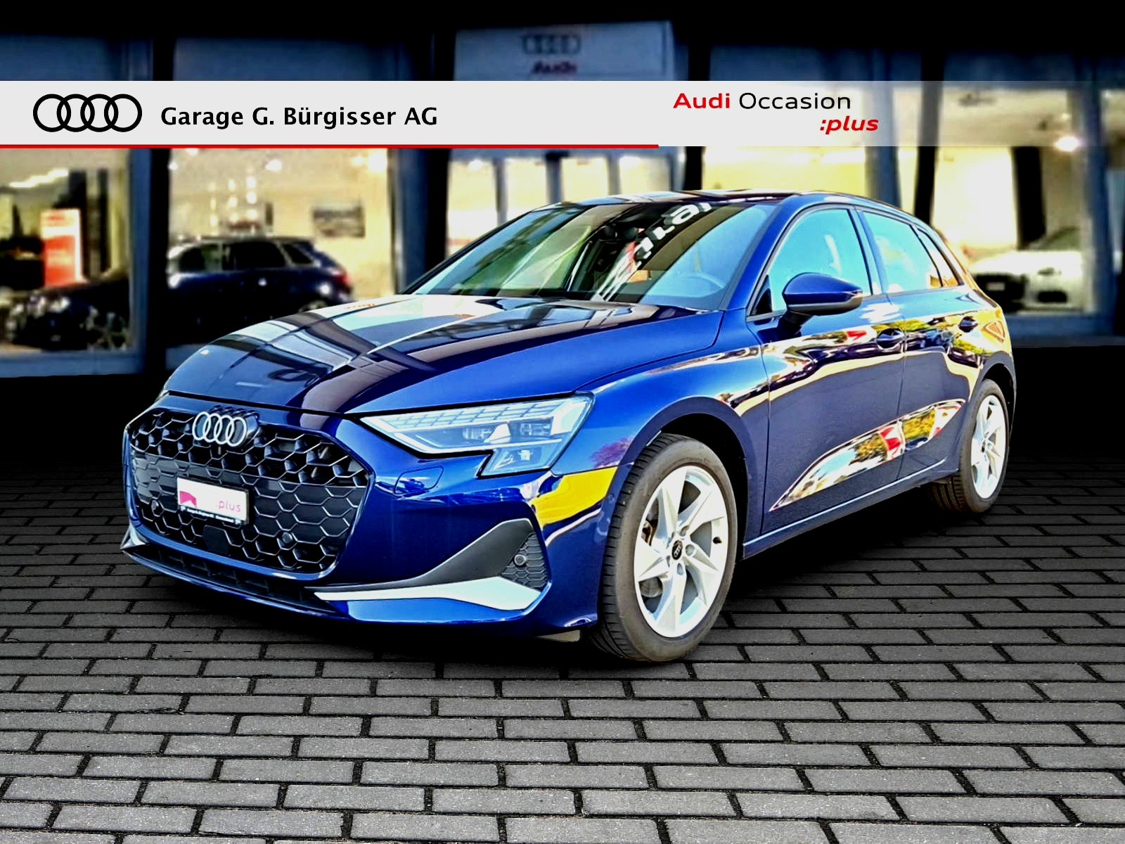 AUDI A3 Sportback 35 TFSI advanced Attractione S-tronic Navarrablau Metallic-image-0