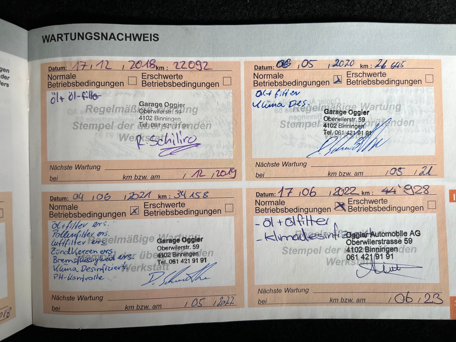 CITROEN C4 Picasso 1.6i 16V Attraction-image-11