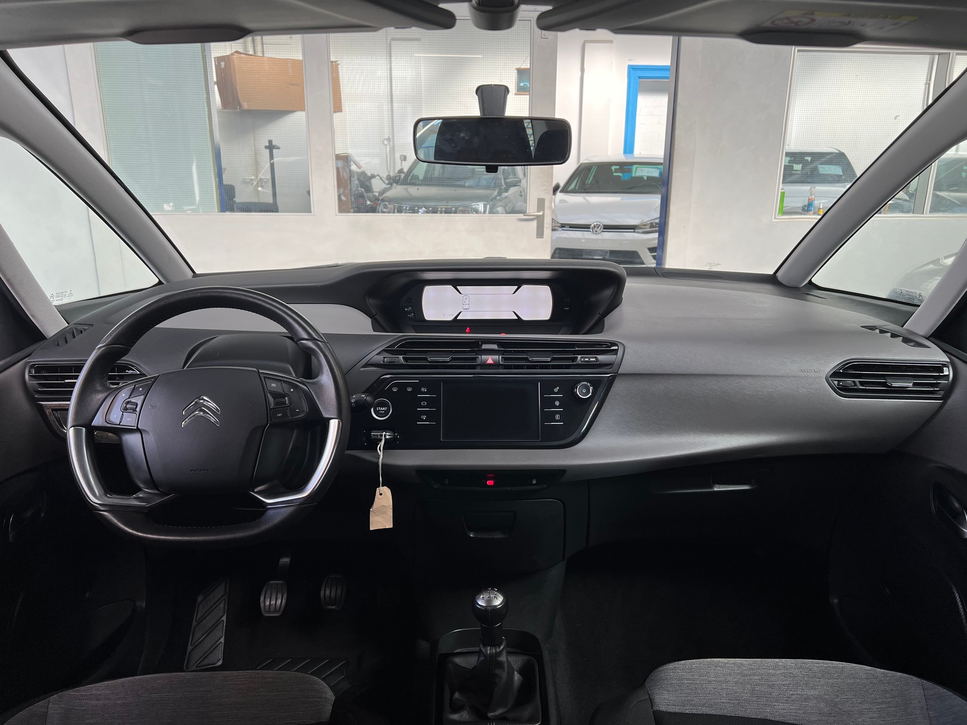CITROEN C4 Picasso 1.6i 16V Attraction-image-4