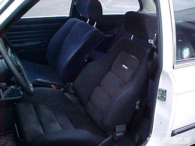 BMW 323 i E21-image-4