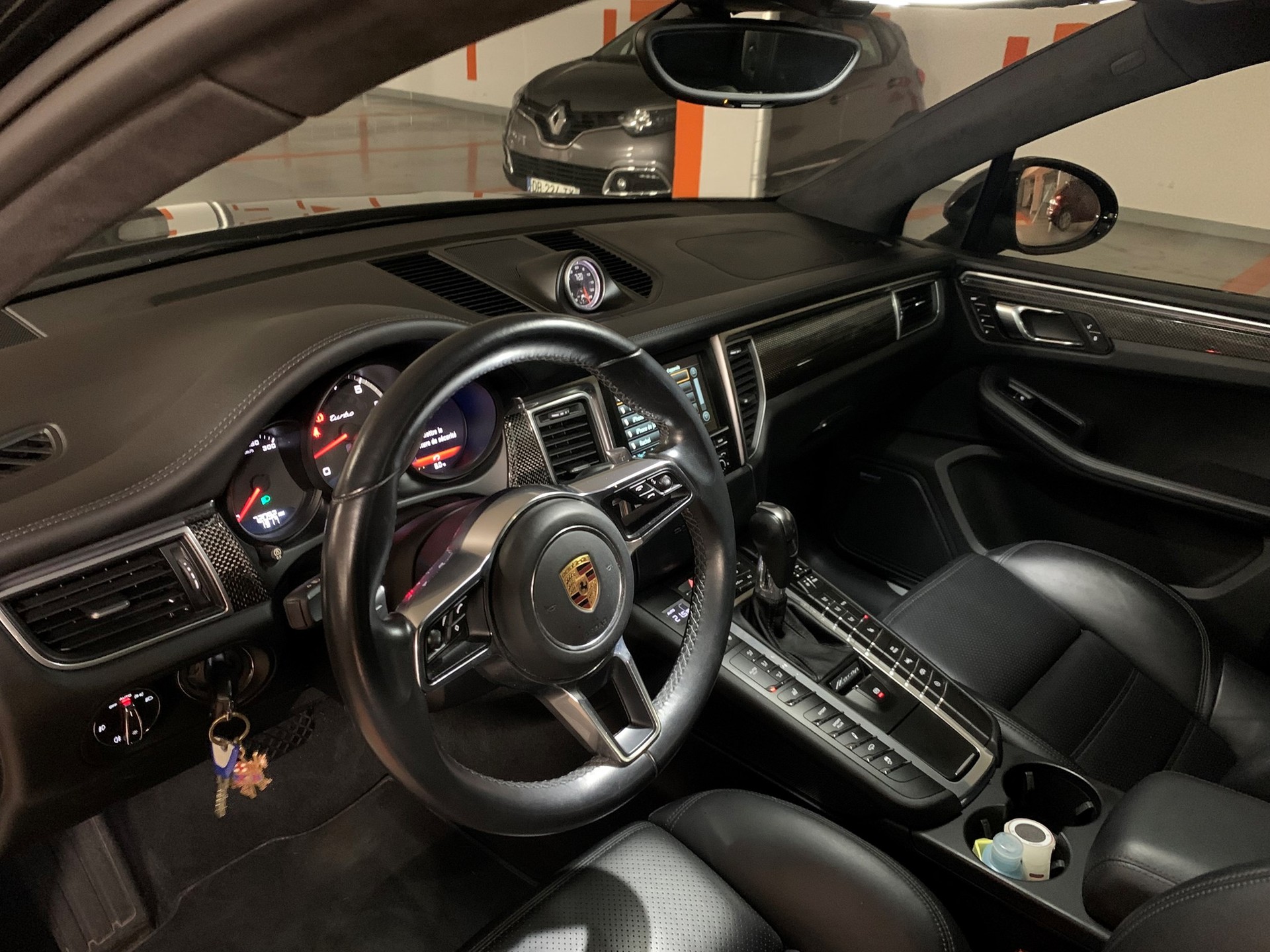 PORSCHE Macan Turbo PDK-image-3