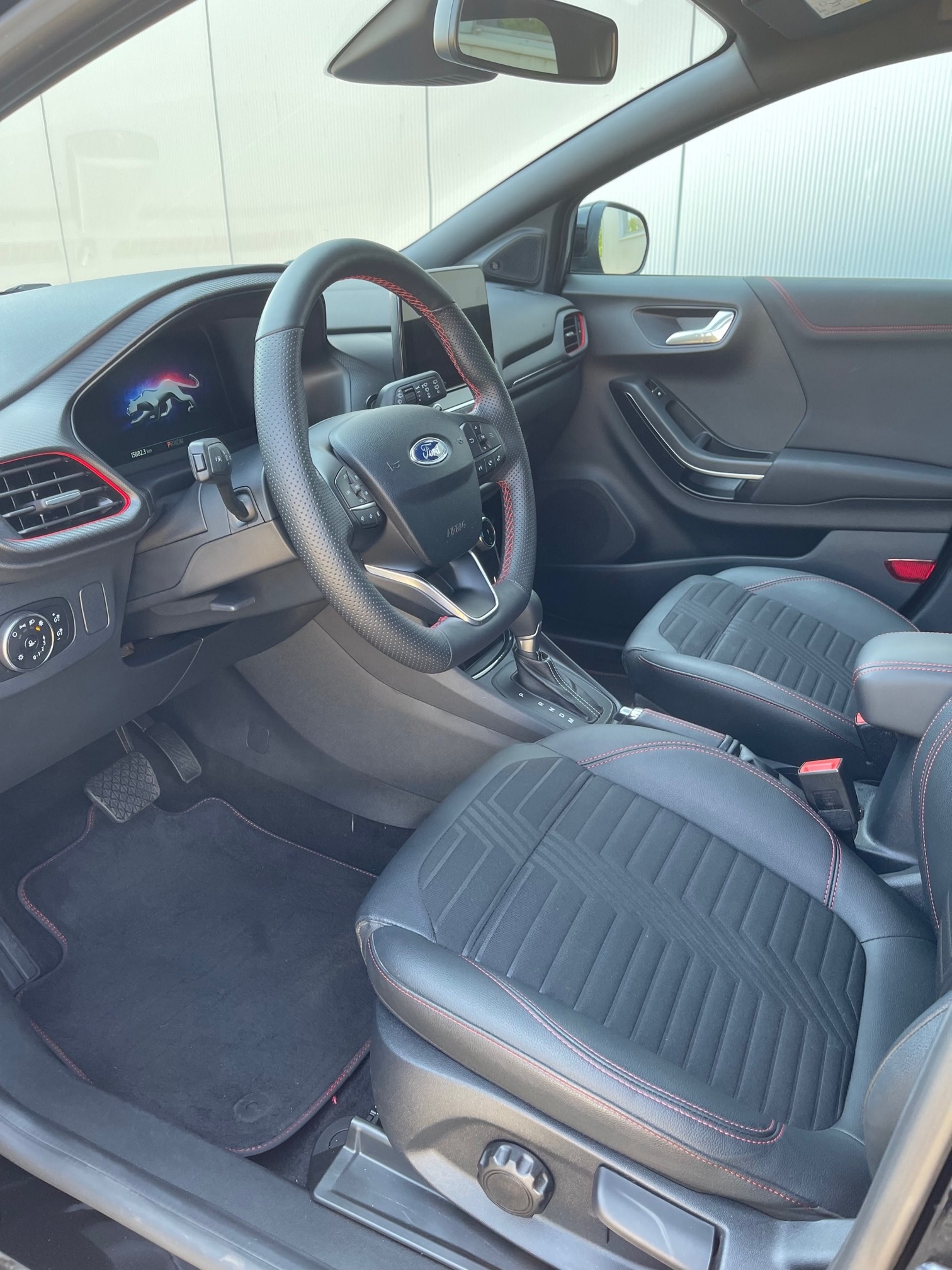 FORD Puma 1.0 MHEV ST-Line X Automat-image-4
