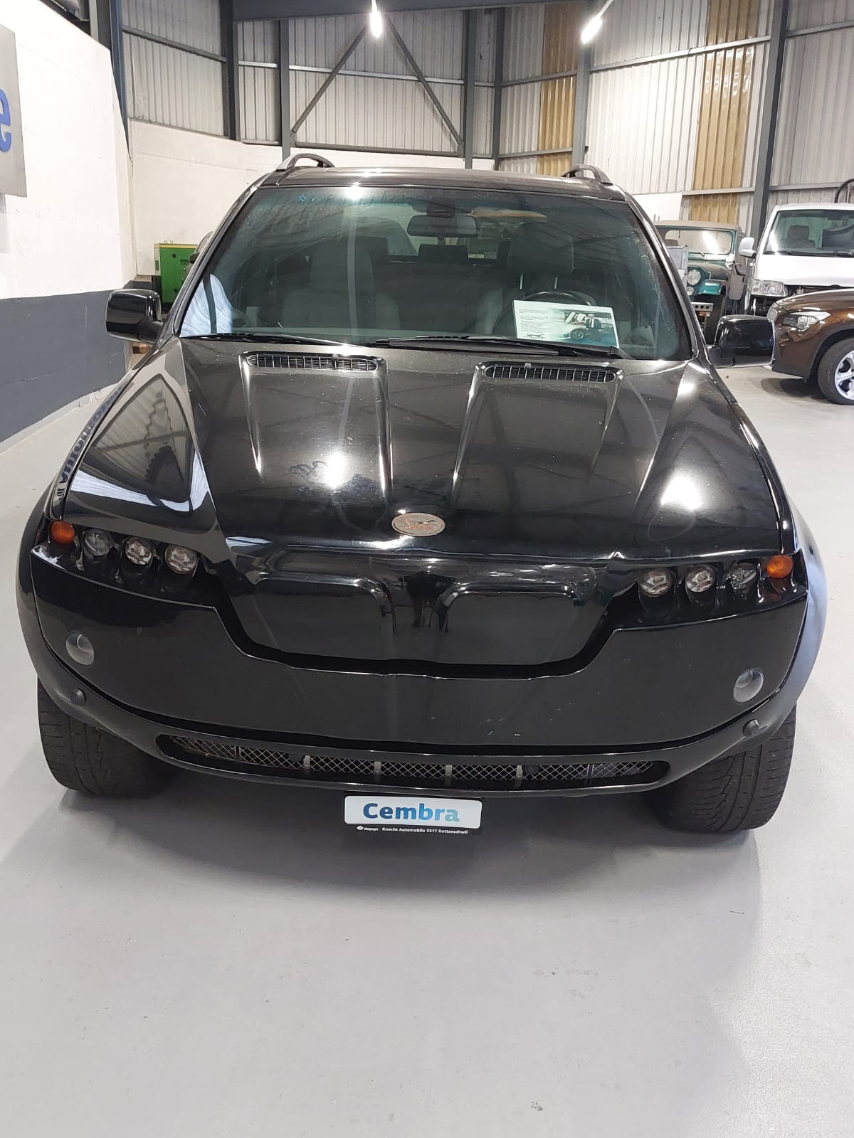 SBARRO X5 4.4 V8-showroom-element-1