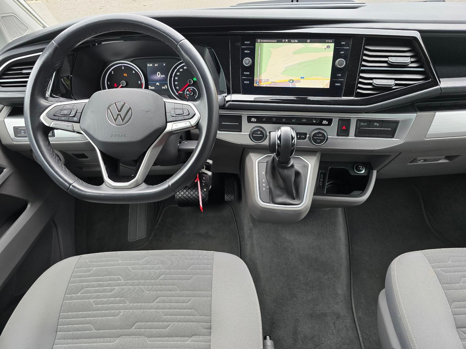 VW T6.1 CALIFORNIA 2,0 TDI DSG 4X4 OCEAN LIBERTY-image-4