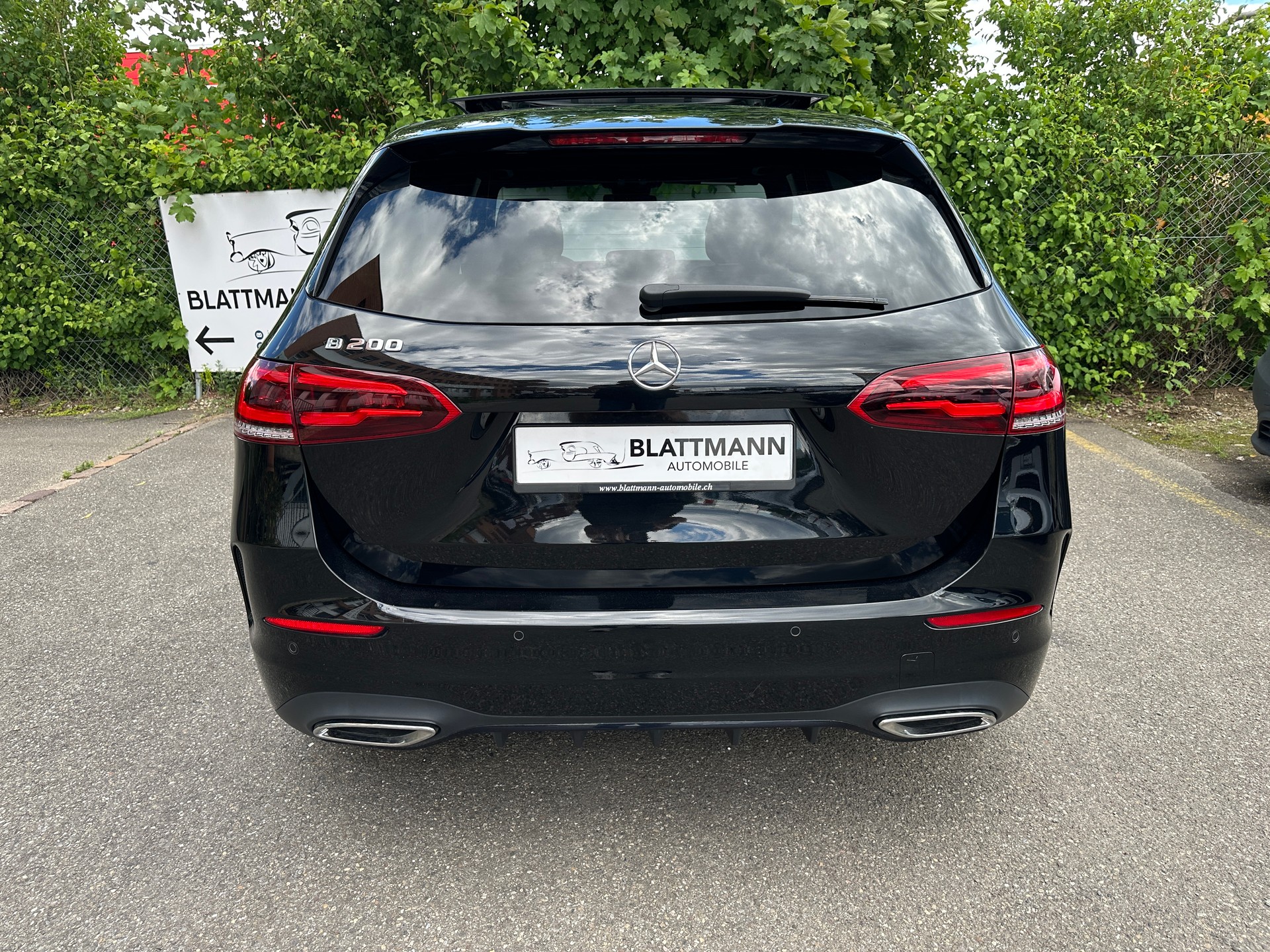 MERCEDES-BENZ B 200 AMG Line 7G-DCT-image-15