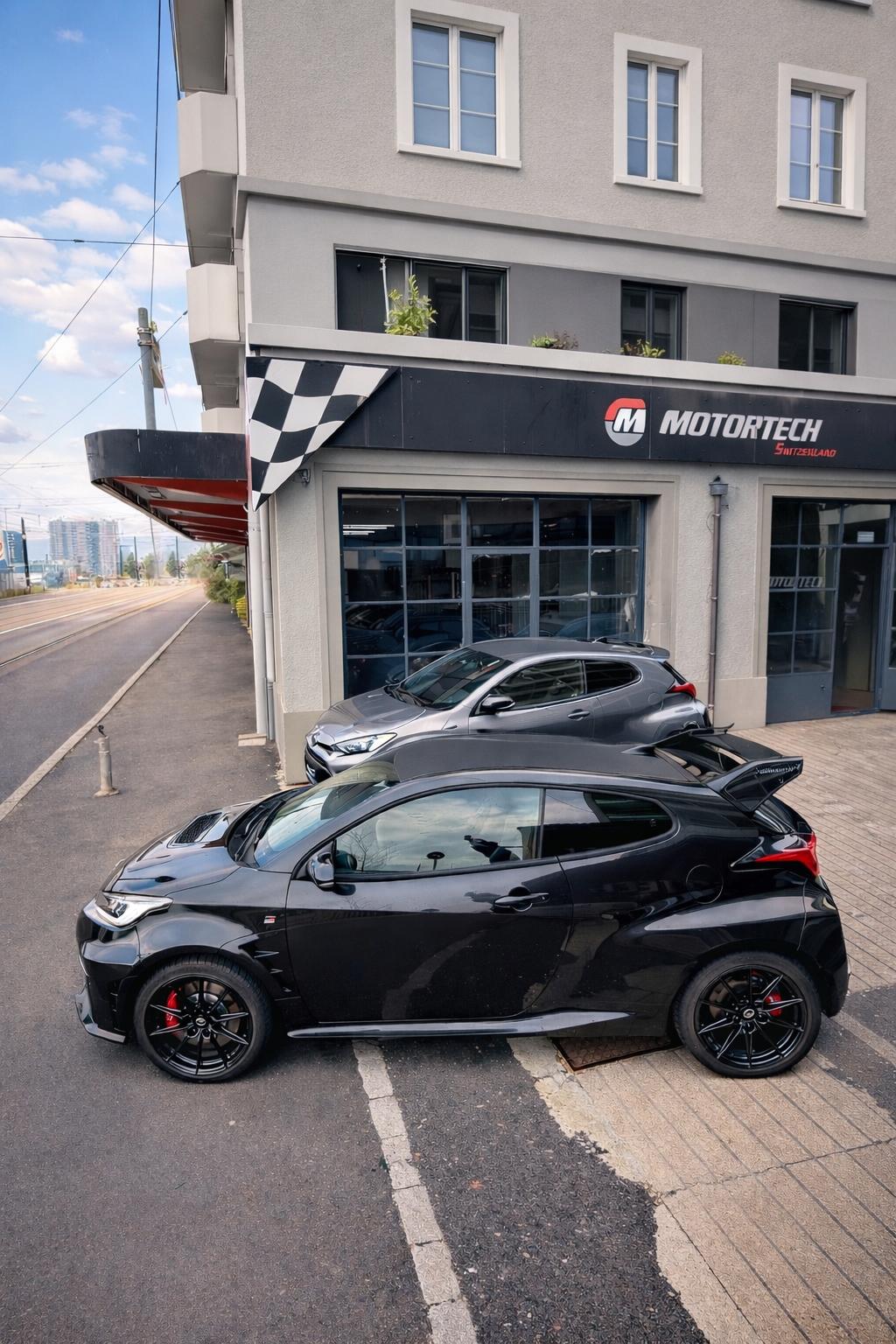 TOYOTA Yaris 1.6 GR Sport-image-5