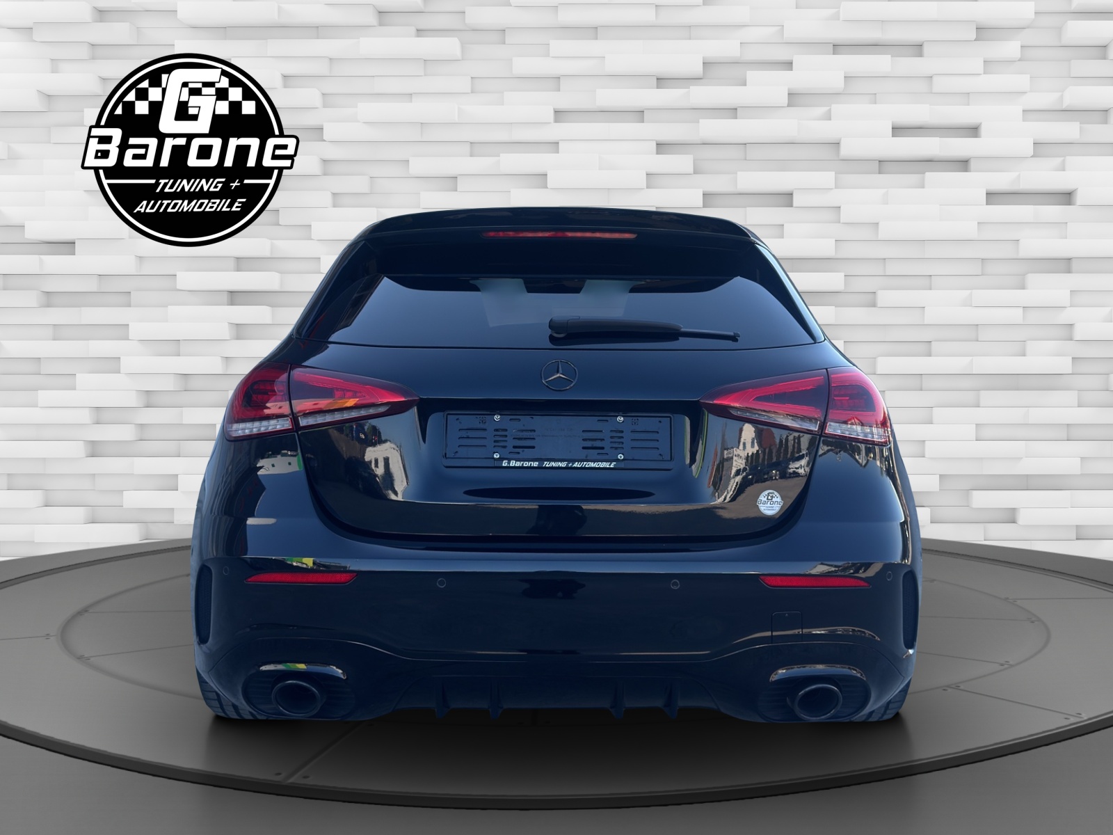 MERCEDES-BENZ A 35 AMG 4Matic Speedshift-showroom-element-3