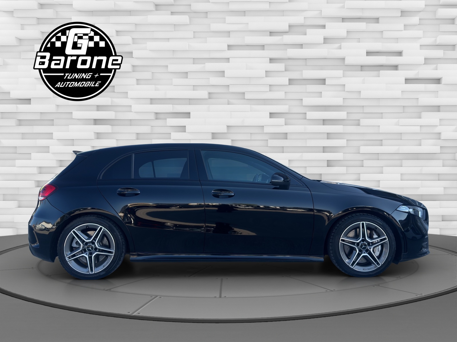 MERCEDES-BENZ A 35 AMG 4Matic Speedshift-image-5