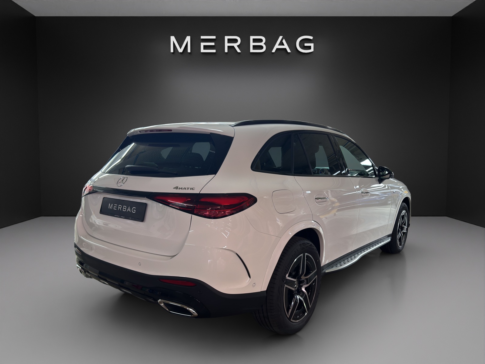 MERCEDES-BENZ GLC 400 e 4Matic EQ Star 9G-Tronic-image-4