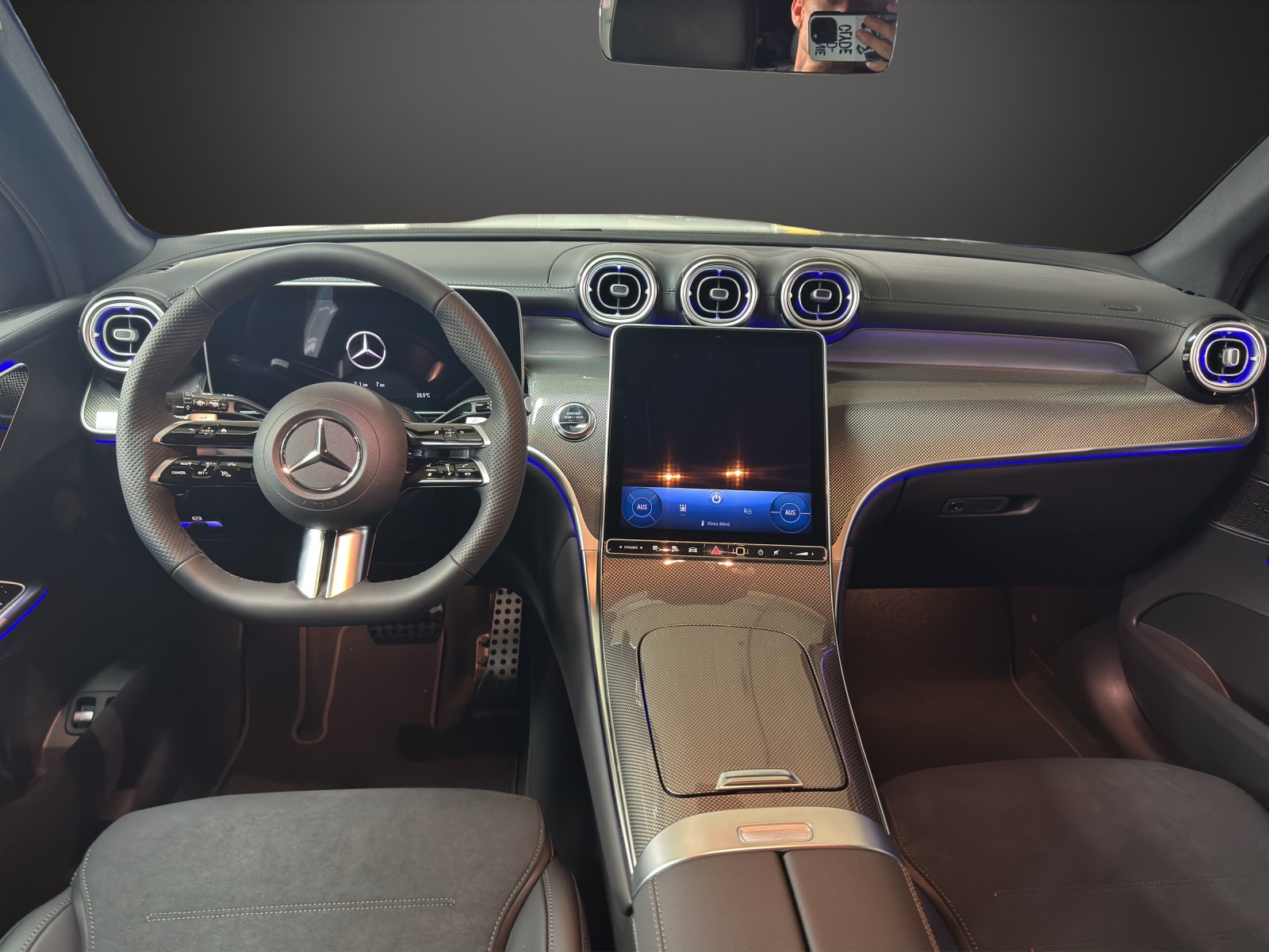 MERCEDES-BENZ GLC 400 e 4Matic EQ Star 9G-Tronic-image-10